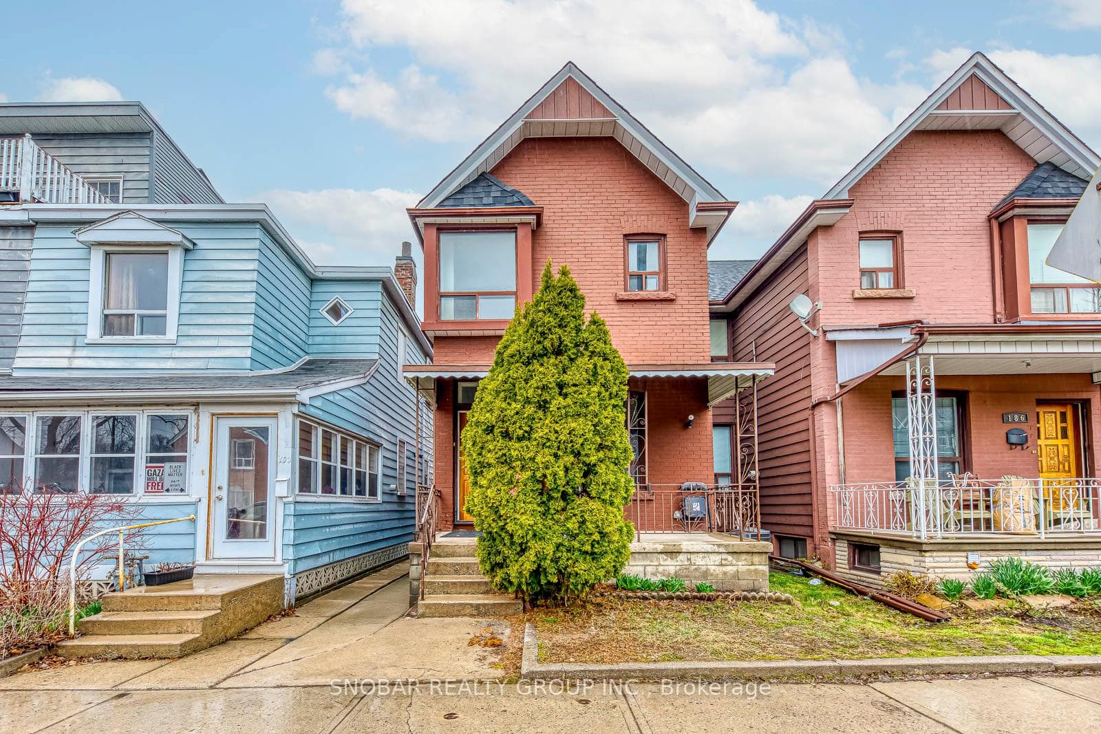 188 HALLAM Street, Bloor West Village / Swansea, ON M6H 1X5 - Photo 1
