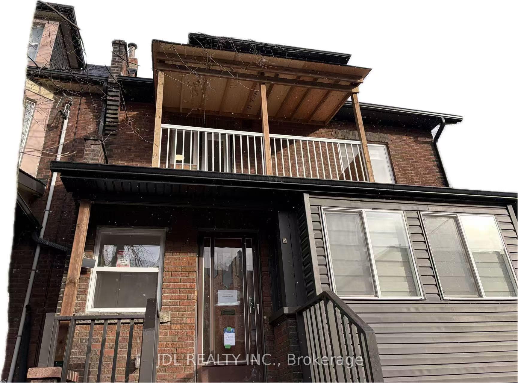 5 Sorauren Avenue Unit 5, High Park / Junction / Roncesvalles, ON M6R 2C6 - Photo 1