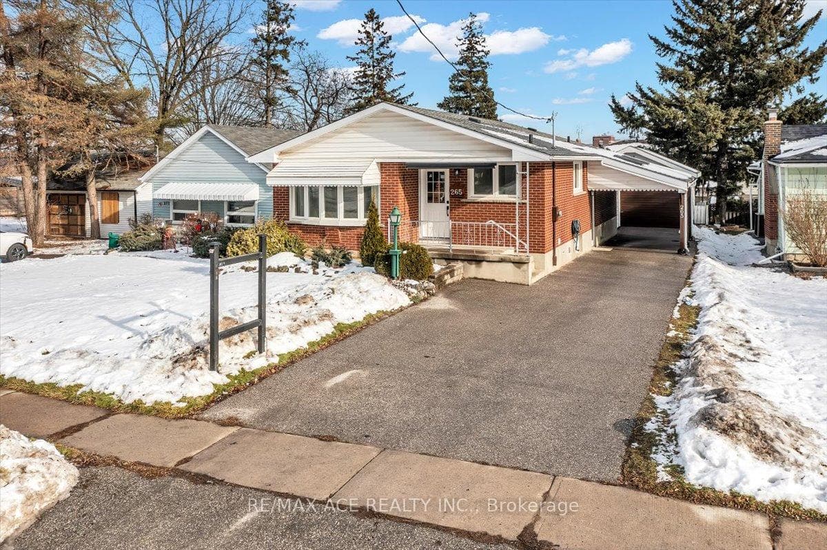 265 Gibbons Street, Oshawa, ON L1J 4Y5 - Photo 1