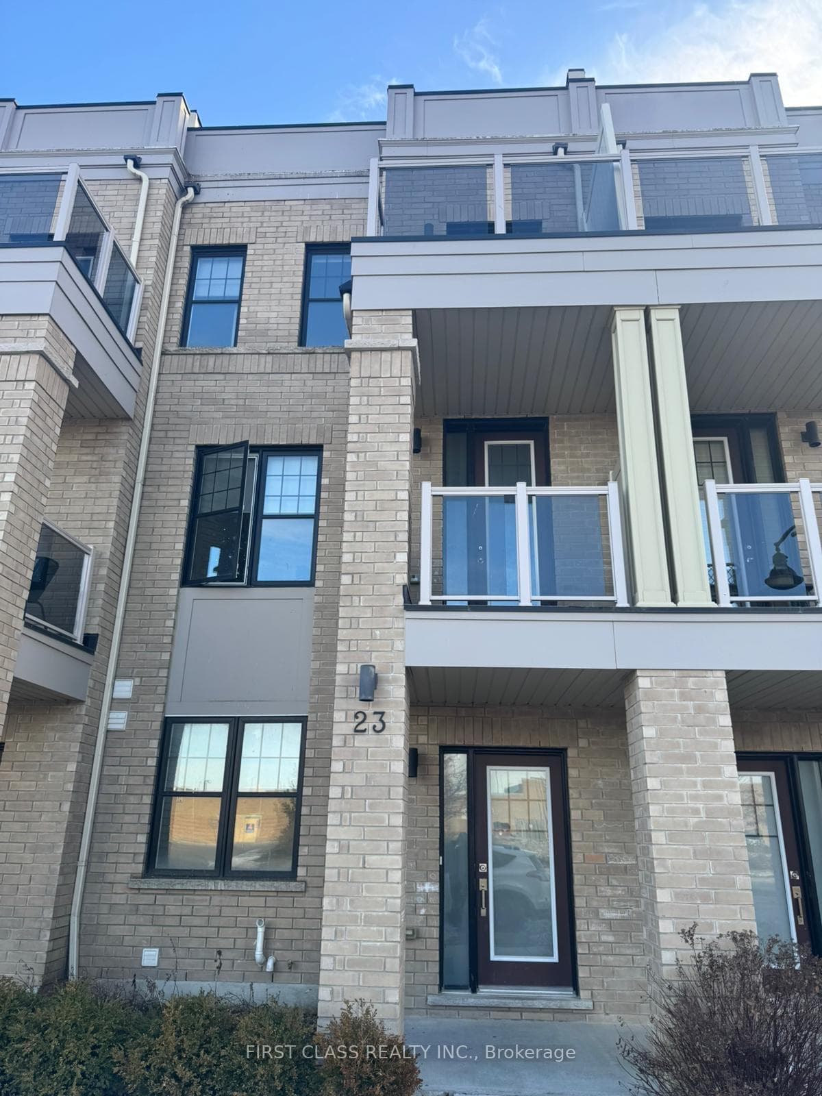 23 Prince William Boulevard, Clarington, ON L1C 7E5 - Photo 1
