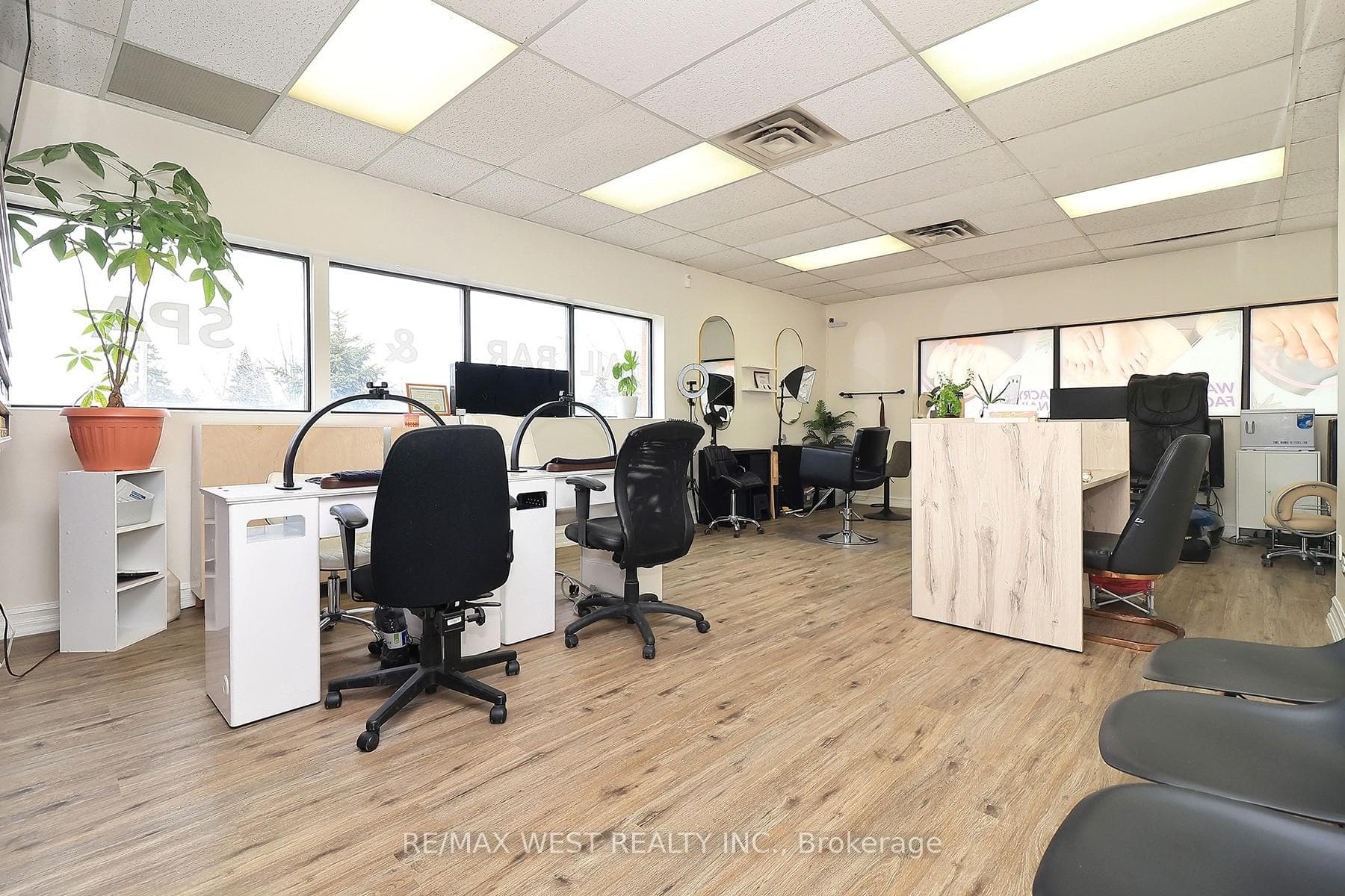 3702 Kingston Road, Scarborough Town Centre, ON M1J 3H3 - Photo 1
