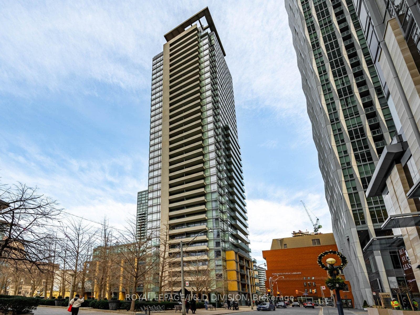 18 Yorkville Avenue Unit 3402, Annex / Yorkville / Summerhill, ON M4W 3Y8 - Photo 1