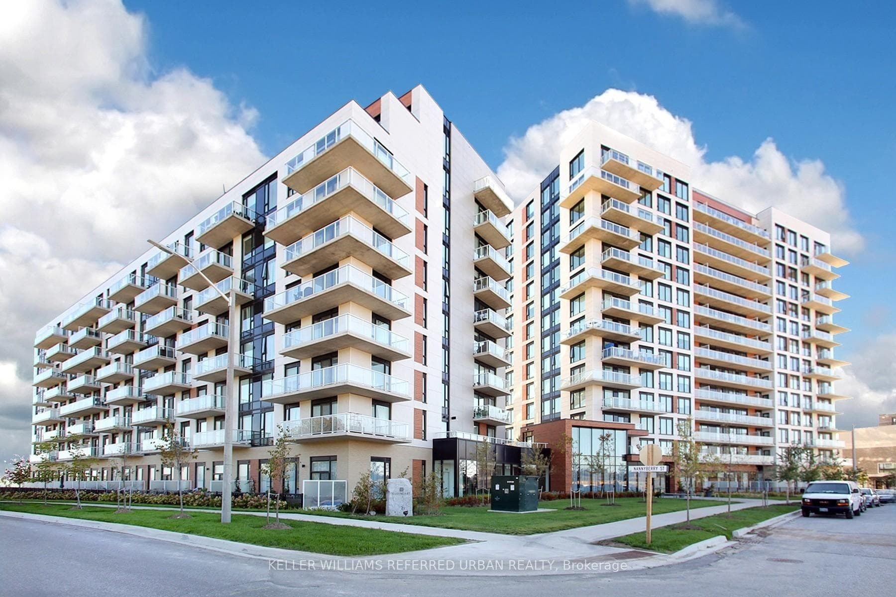6 David Eyer Road Unit #404, Richmond Hill, ON L4S 0N5 - Photo 1