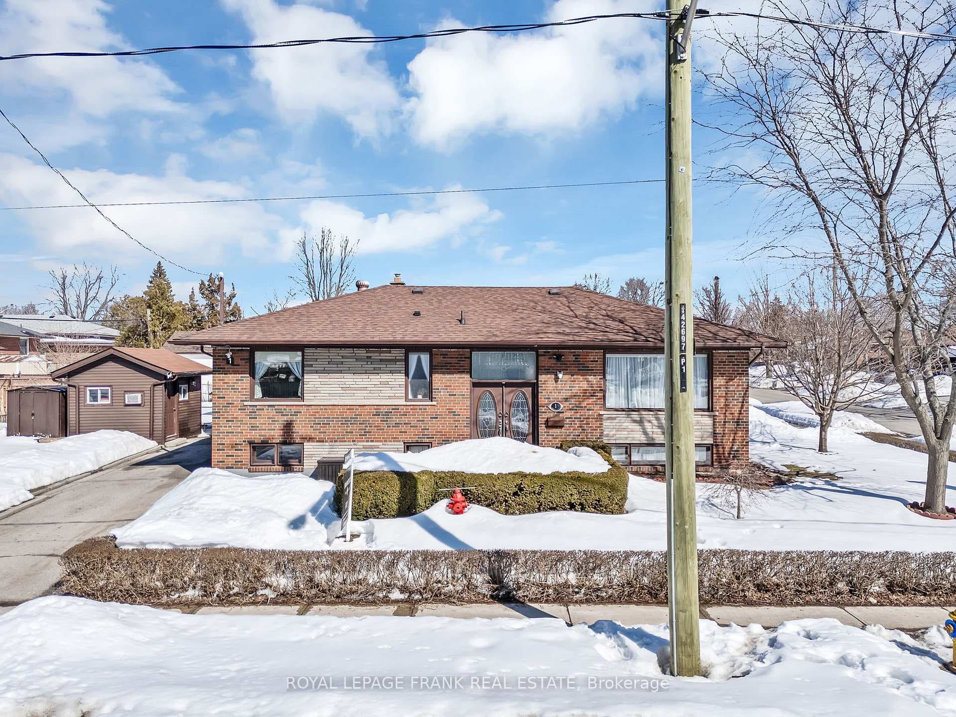 1 Deborah Drive, Scarborough (West Hill / Highland Creek), ON M1H 2H5 - Photo 1