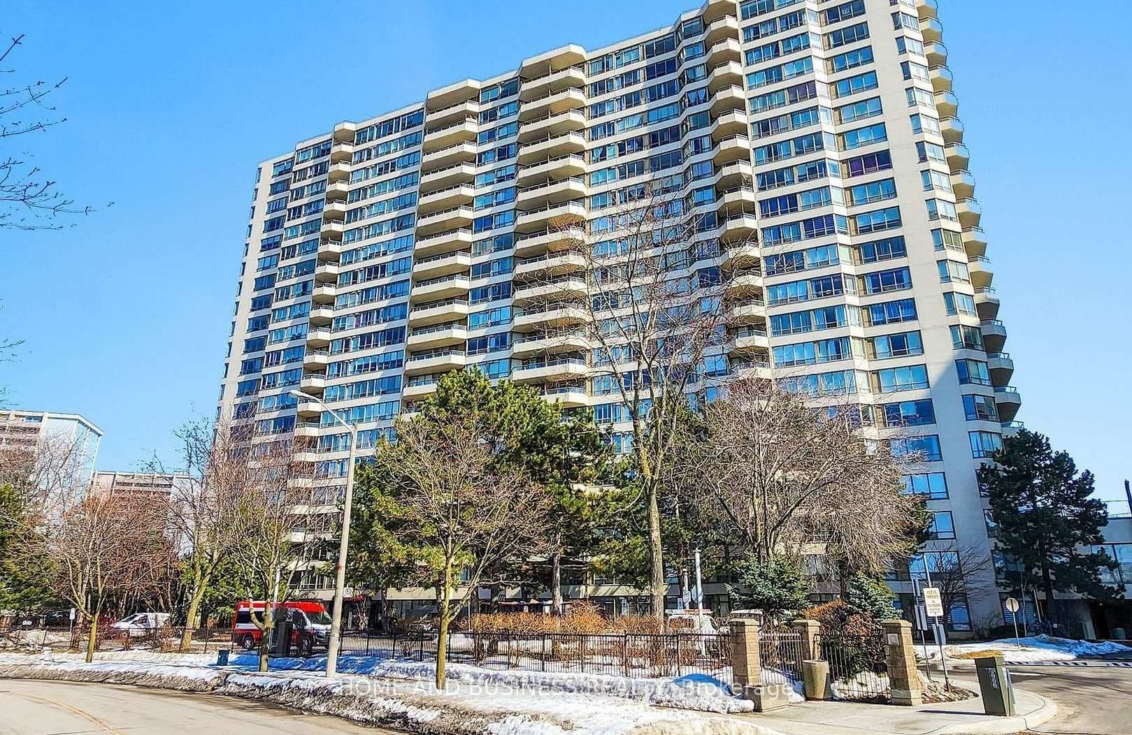 5 Greystone Walk Drive Unit 611, Dorset Park / Kennedy Park, ON M1K 5J5 - Photo 1