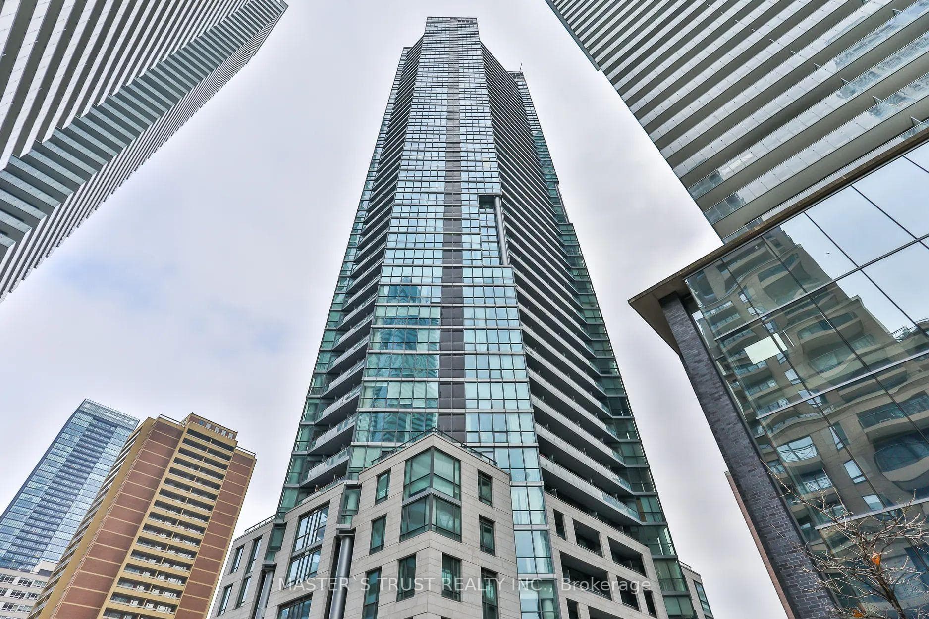 45 Charles Street Unit 2, Regent Park / Cabbagetown / St. James Town, ON M4Y 0B8 - Photo 1