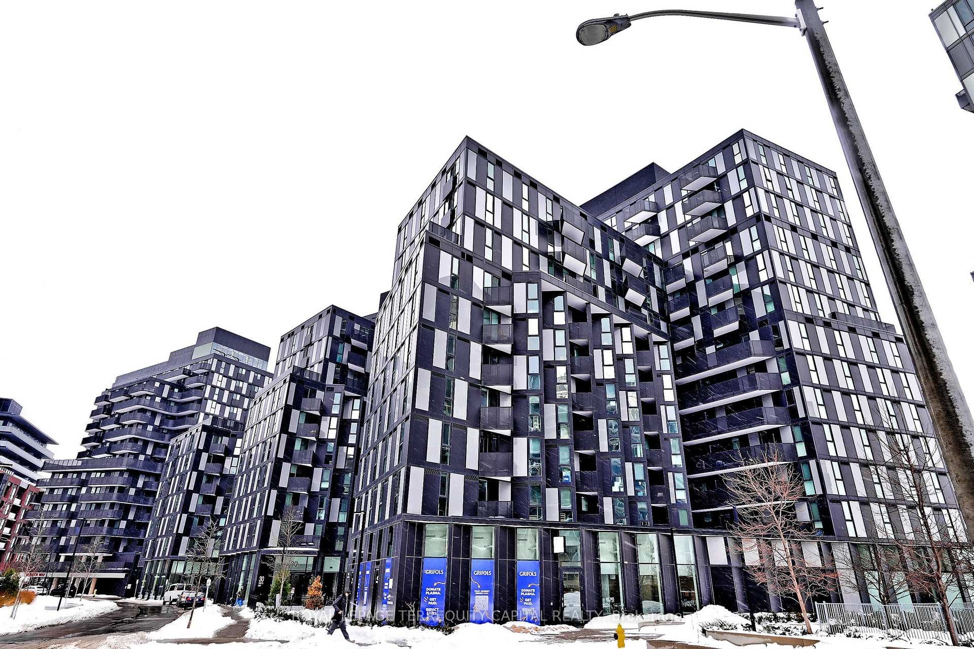 30 Tretti Way Unit 609, North York (Bathurst Manor / Clanton Park), ON M3H 0E3 - Photo 1