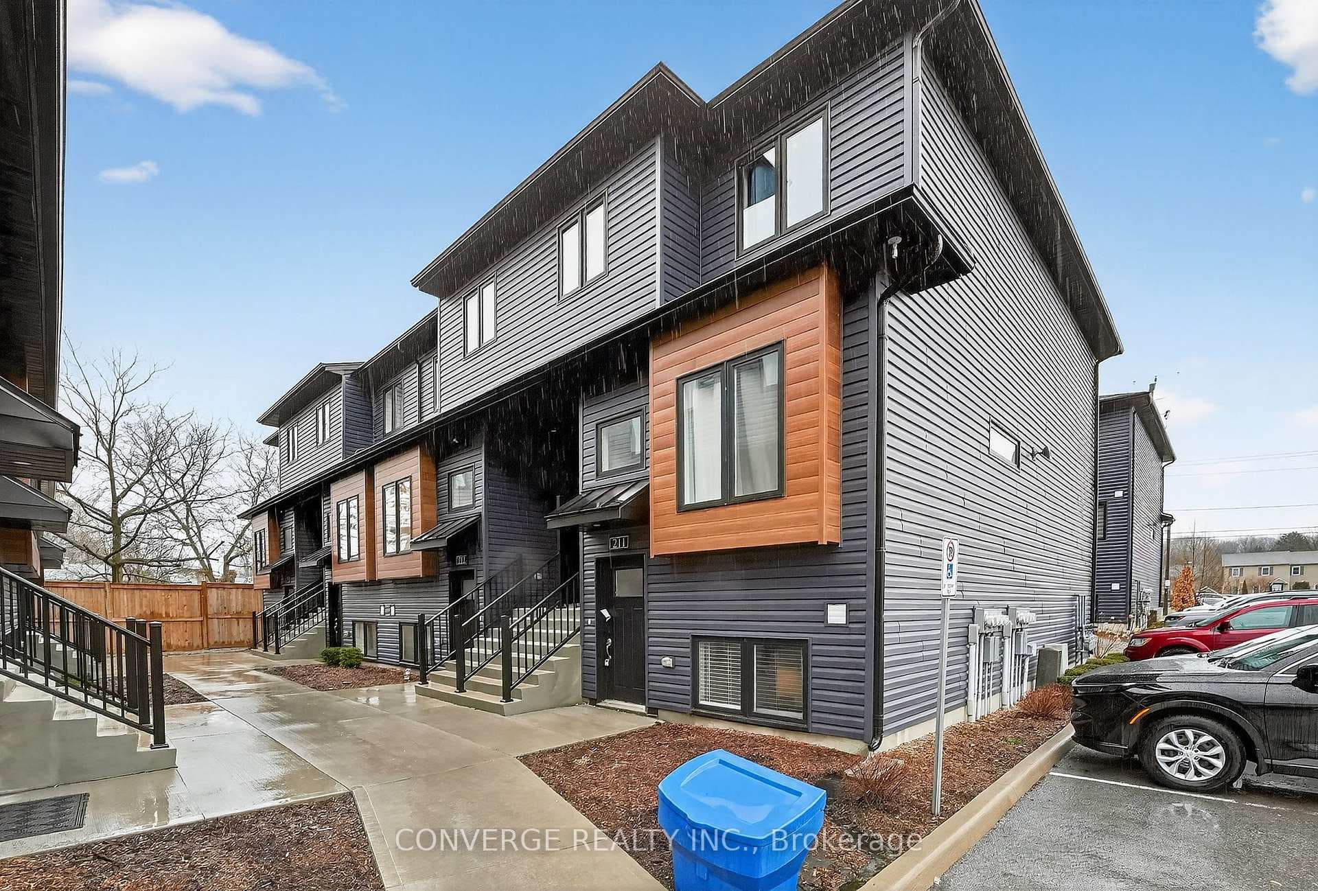 781 Clare Avenue Unit 222, Welland, ON L3C 0K1 - Photo 1