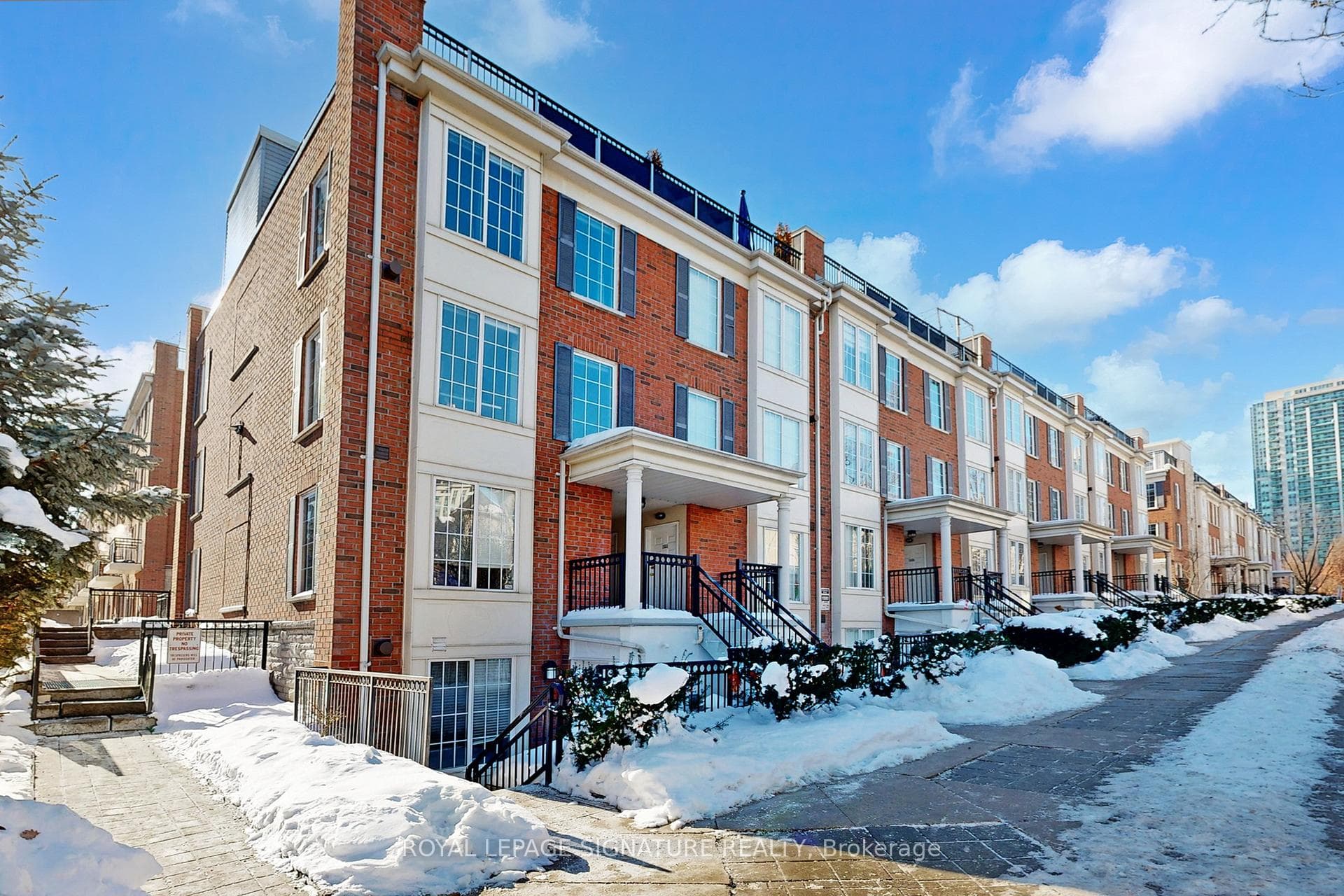 5 Everson Drive Unit 1563, Willowdale / Newtonbrook, ON M2N 7C3 - Photo 1