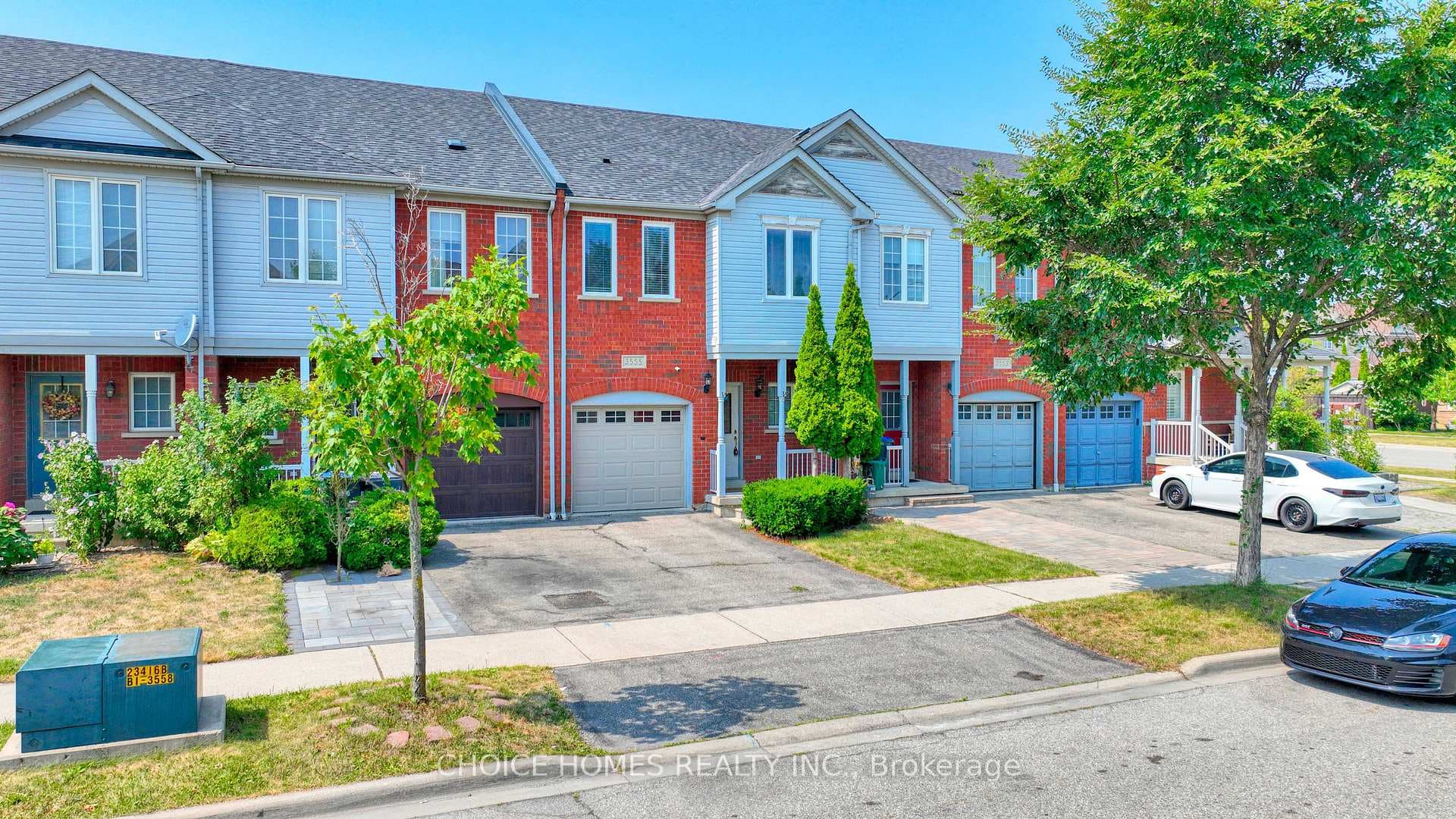 3555 Southwick Street, Mississauga, ON L5M 7C4 - Photo 1