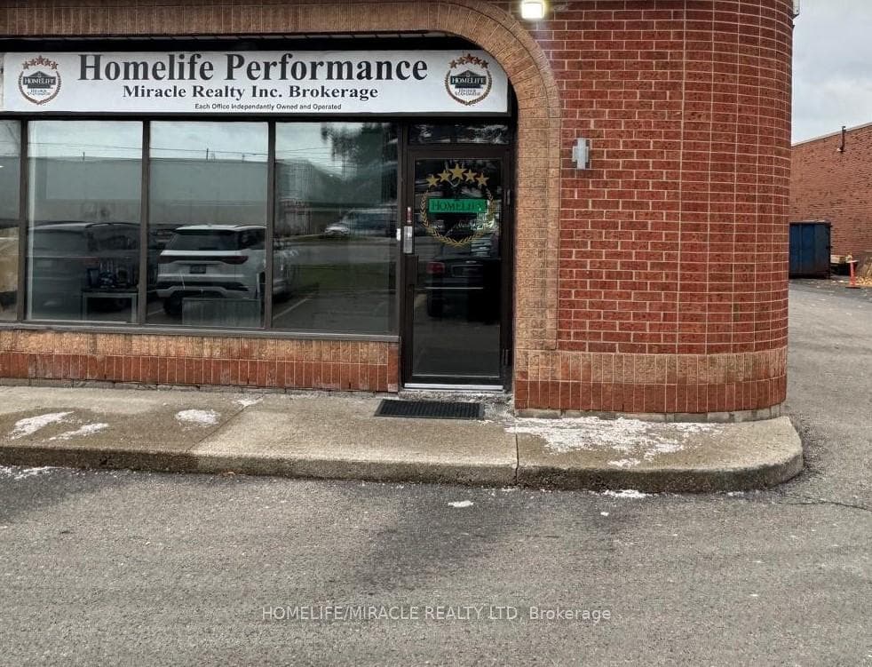 6985 Davand Drive Unit 17, Mississauga, ON L5T 1Y7 - Photo 1