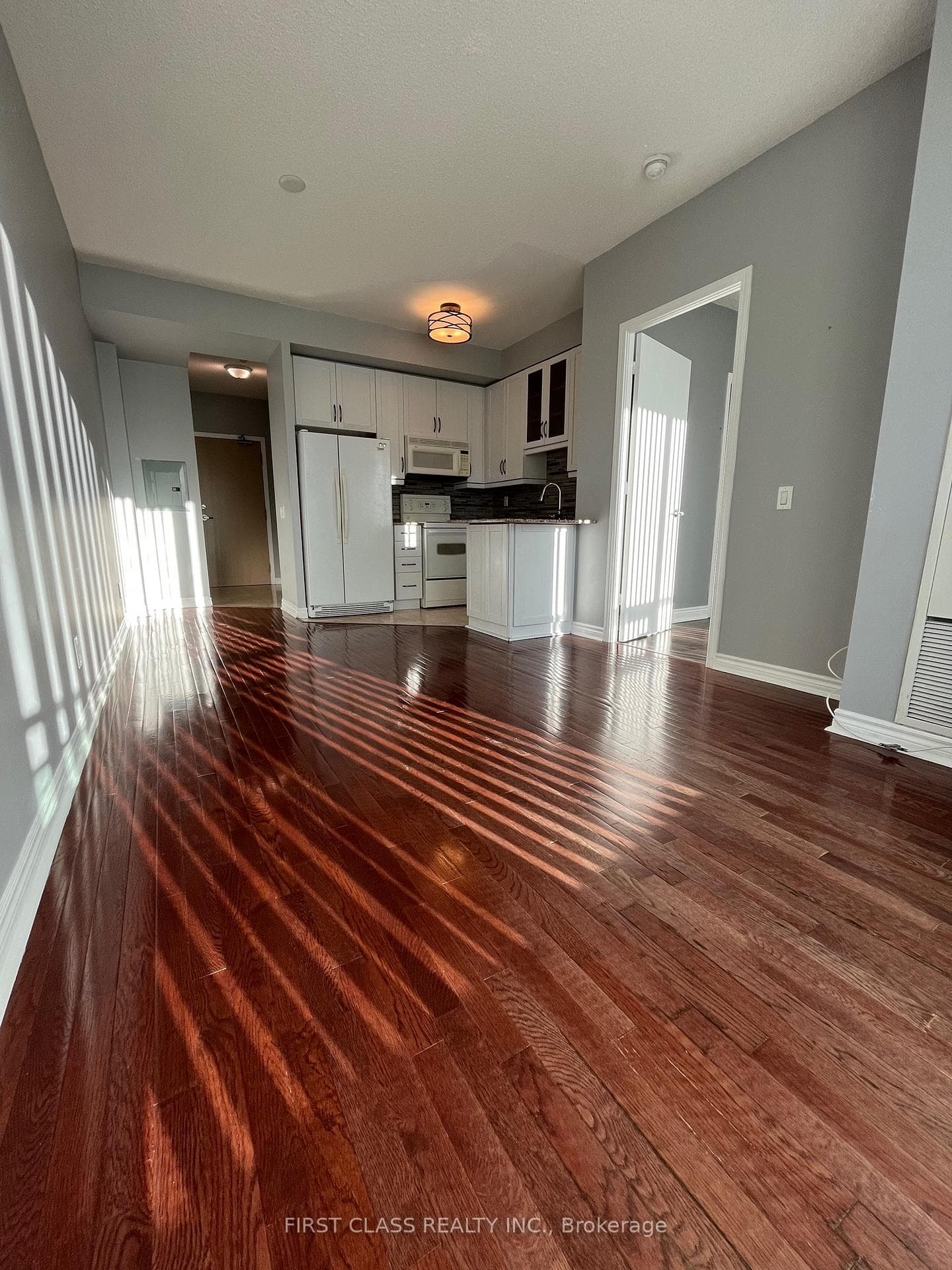60 Byng Avenue Unit 1012, Willowdale / Newtonbrook, ON M2N 7K3 - Photo 1