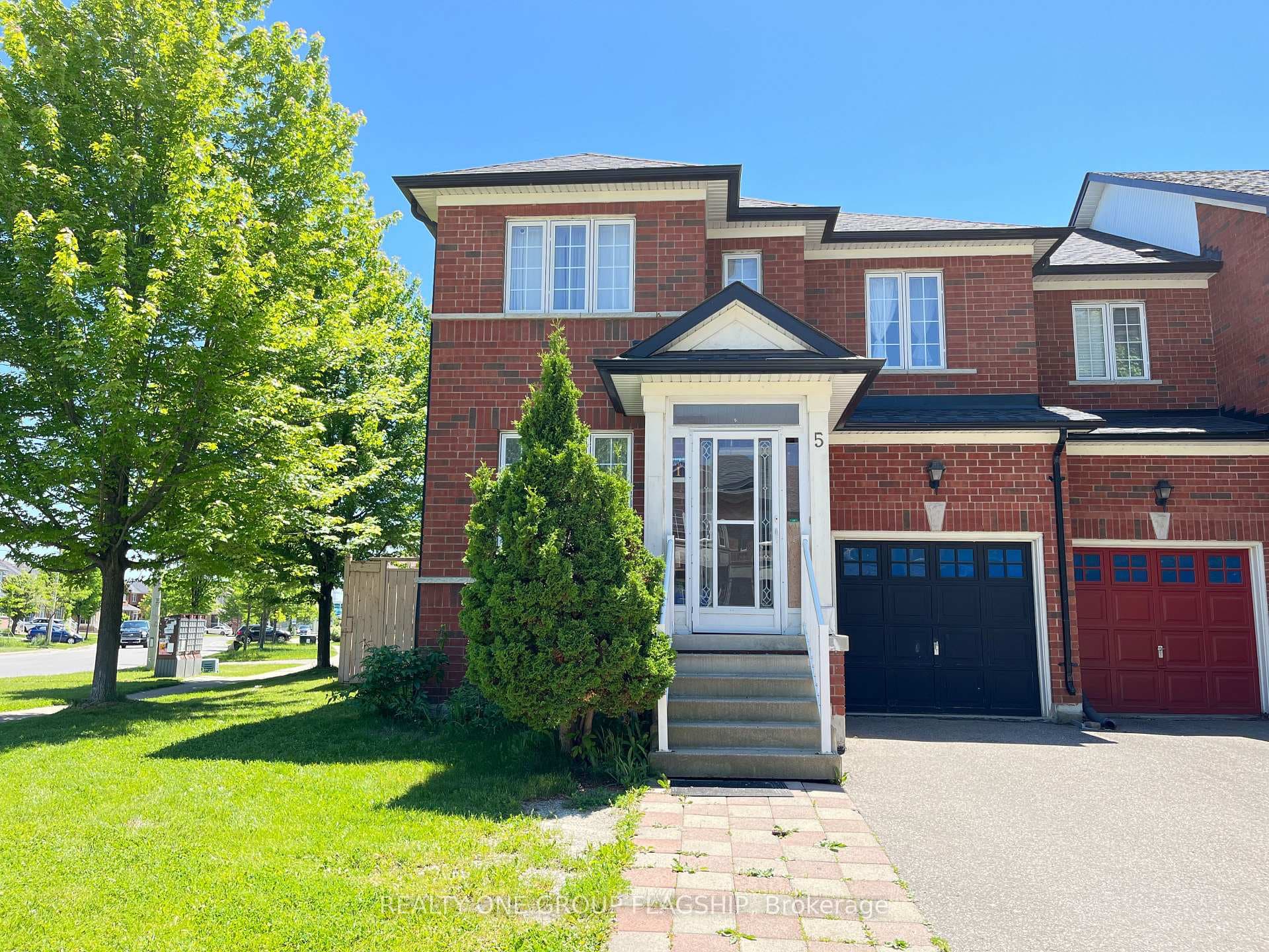 5 Macgregor Avenue, Richmond Hill