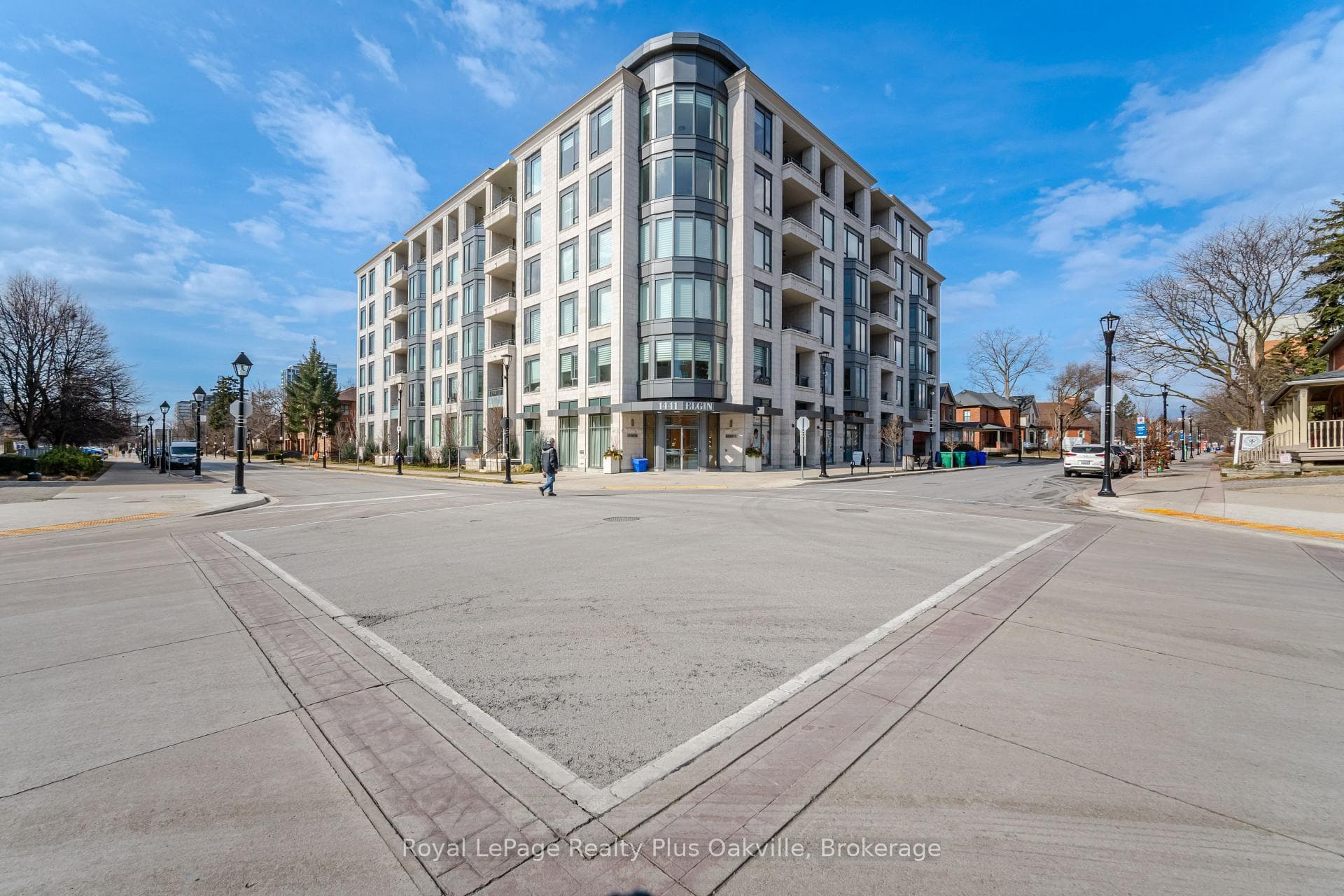 1441 Elgin Street Unit 507, Burlington, ON L7S 1E6 - Photo 1