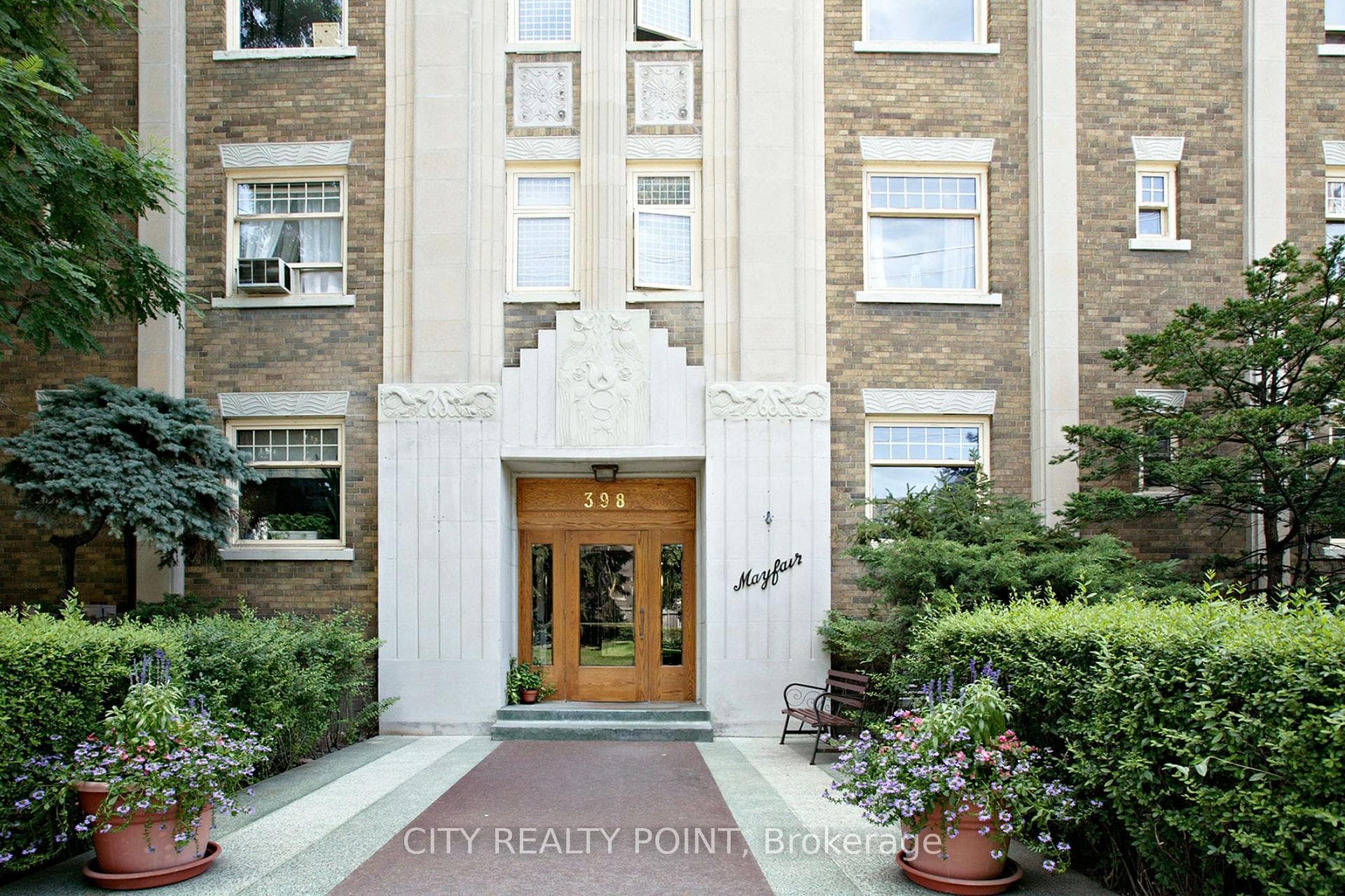 396 Avenue Road Unit 320, Annex / Yorkville / Summerhill, ON M4V 2H4 - Photo 1