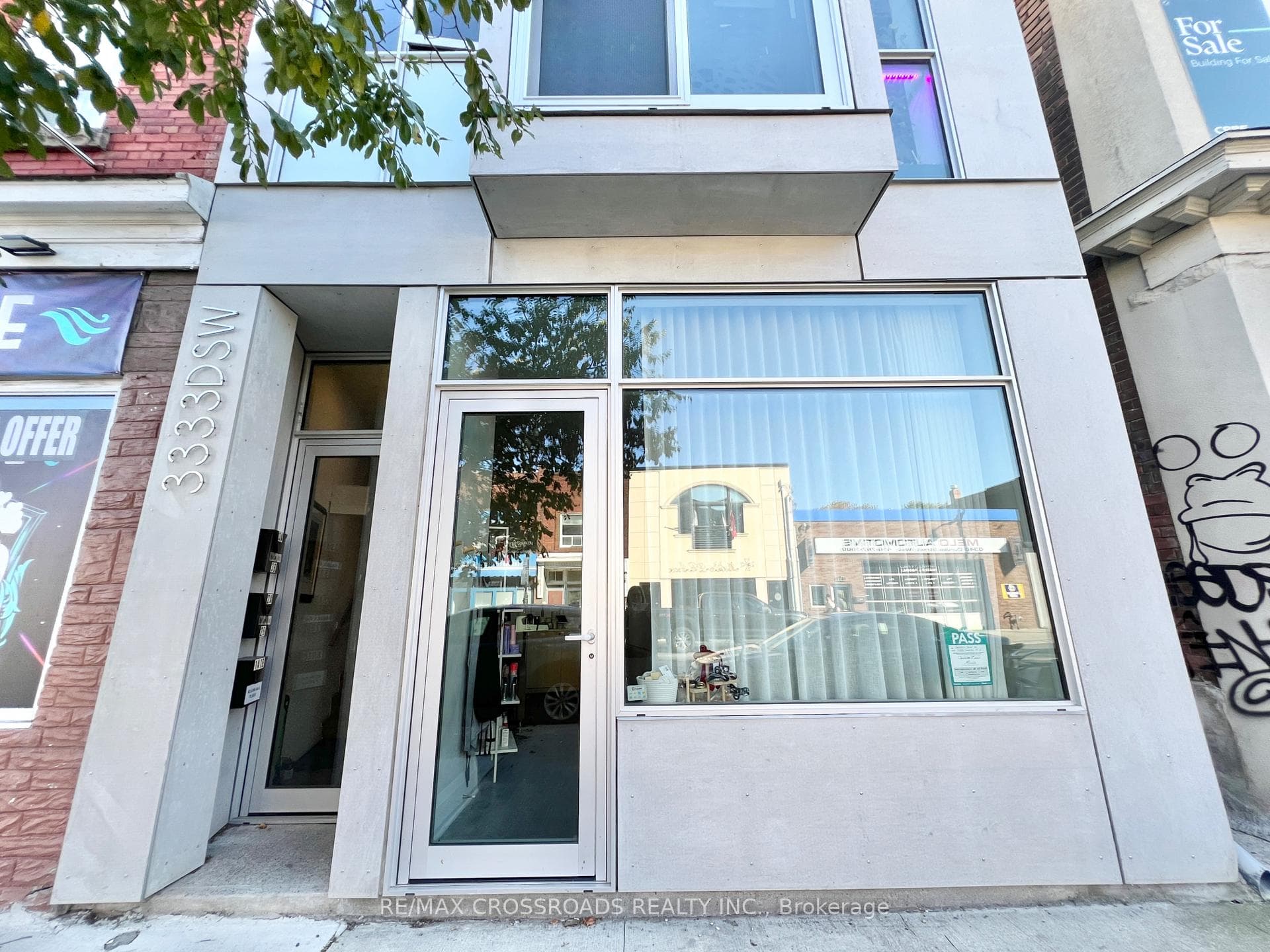 3333 Dundas Street Unit 1A, Bloor West Village / Swansea, ON M6P 2A6 - Photo 1