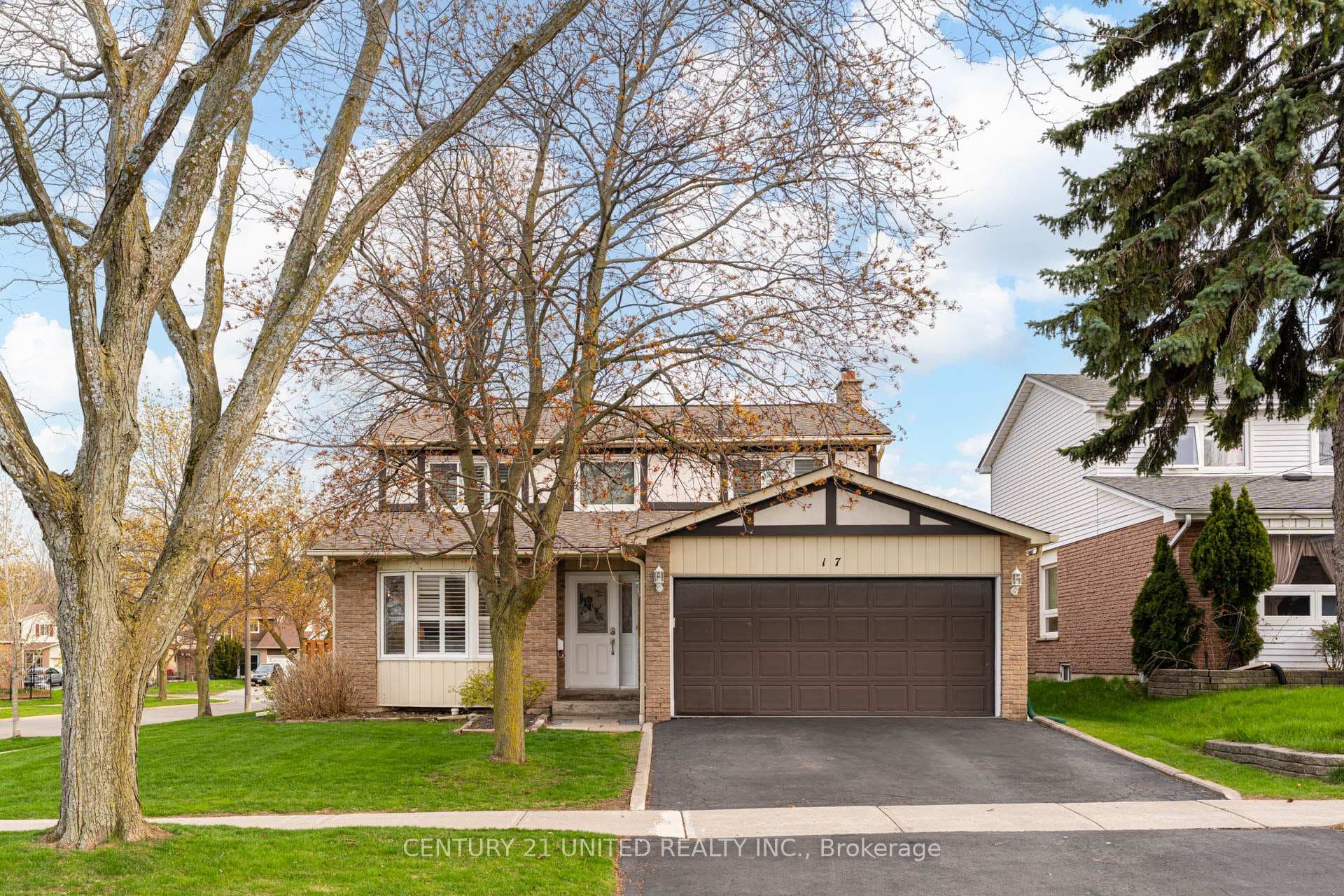 17 Nelson Street, Scarborough Town Centre, ON M5V 0G2 - Photo 1