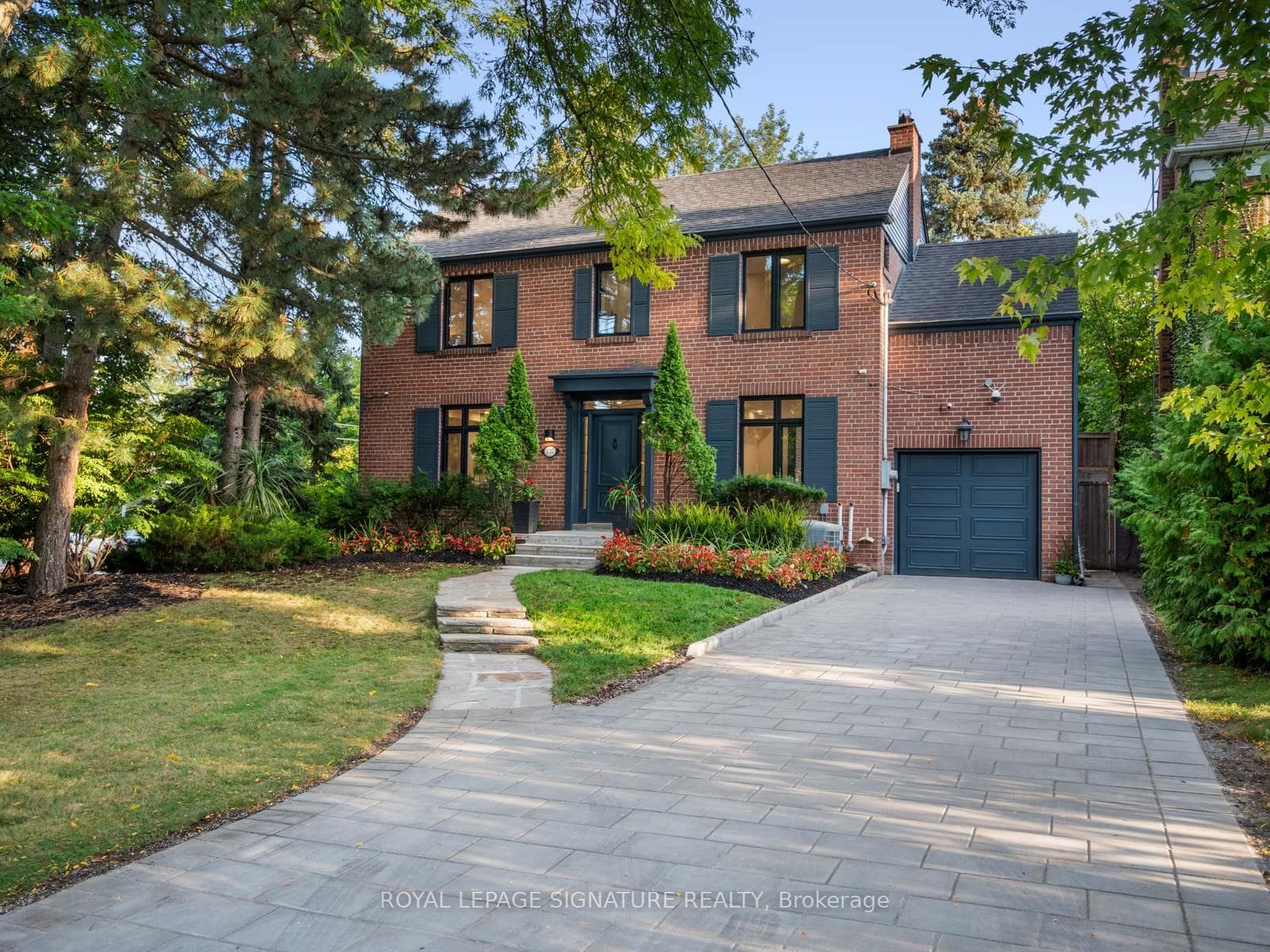 137 Cheltenham Avenue, Bridle Path / York Mills / Hoggs Hollow, ON M4N 1R1 - Photo 1