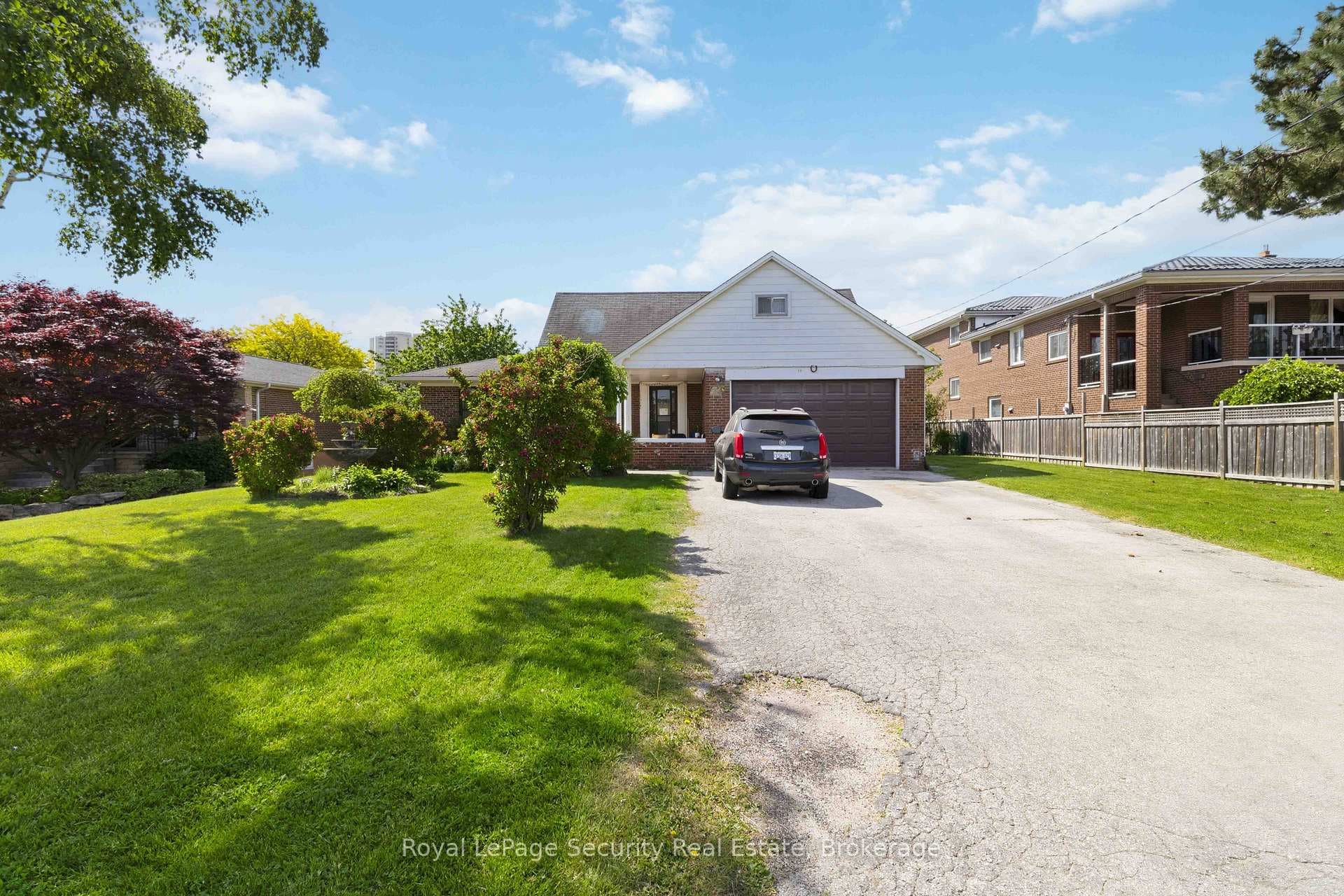 73 Saint Andrews Boulevard, Etobicoke (Kingsview Village / Humber Heights), ON M9R 1W4 - Photo 1