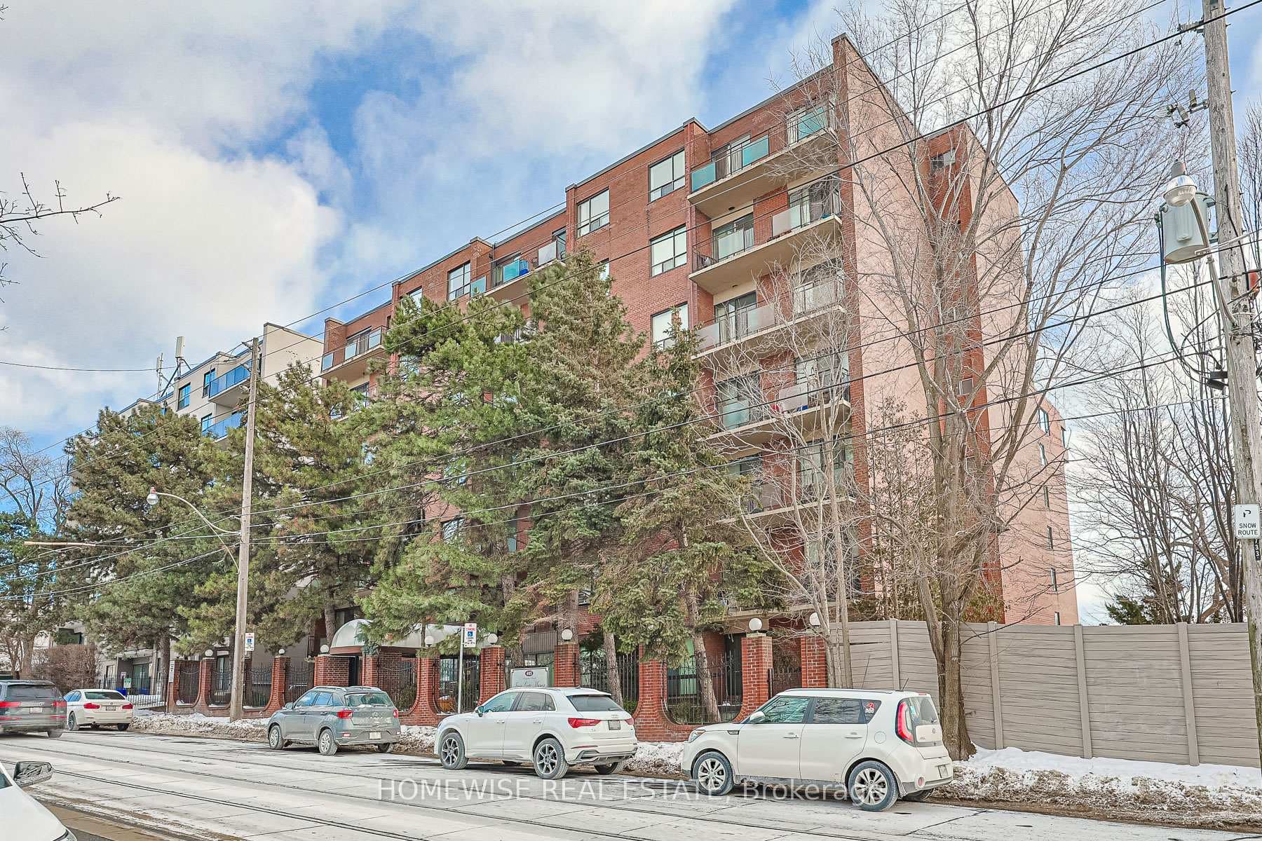 485 Kingston Road Unit 611, Toronto E02