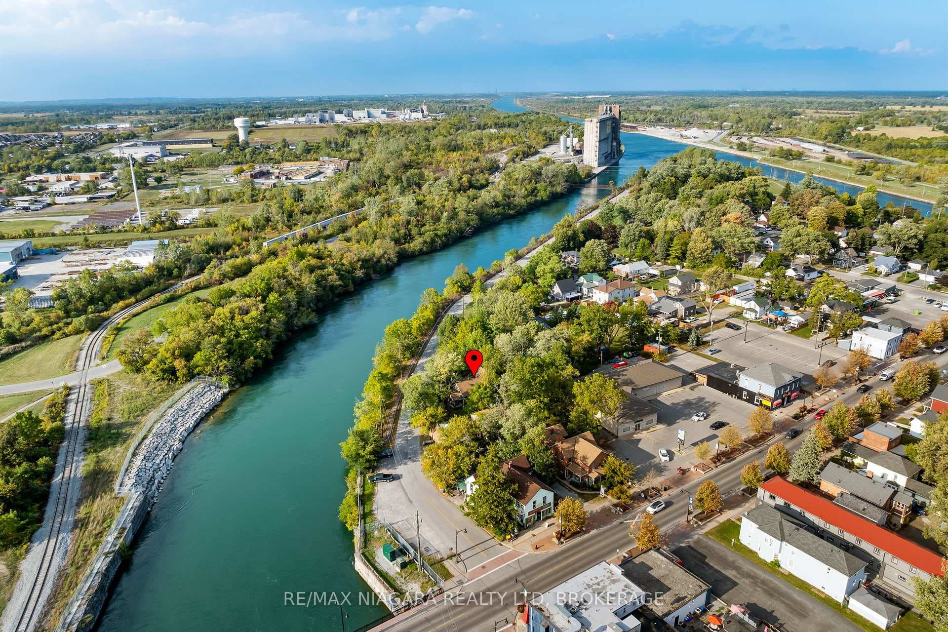 105 Weir Road, Port Colborne, ON L3K 2M8 - Photo 1