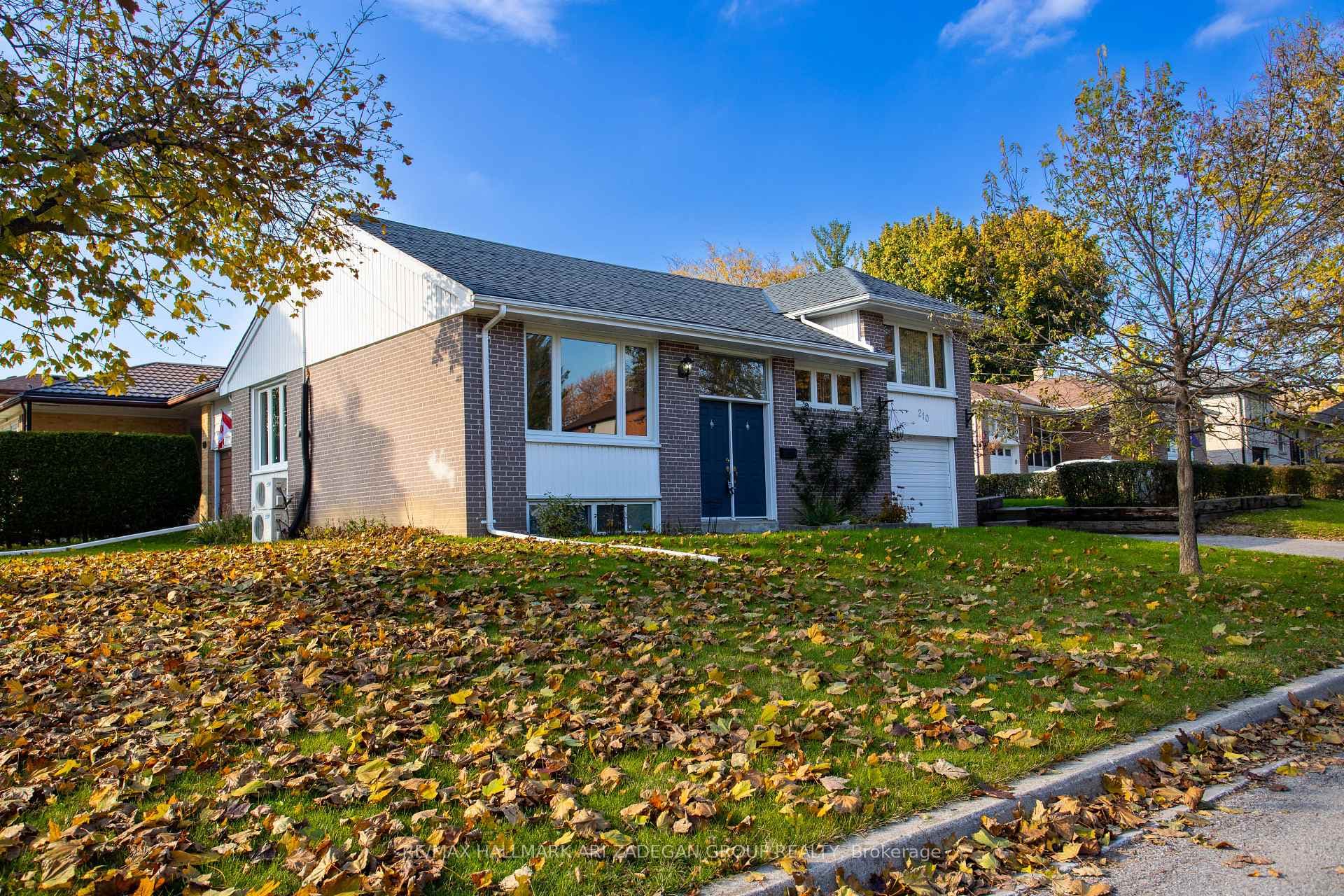 210 Harrygan Crescent Unit LF, Richmond Hill