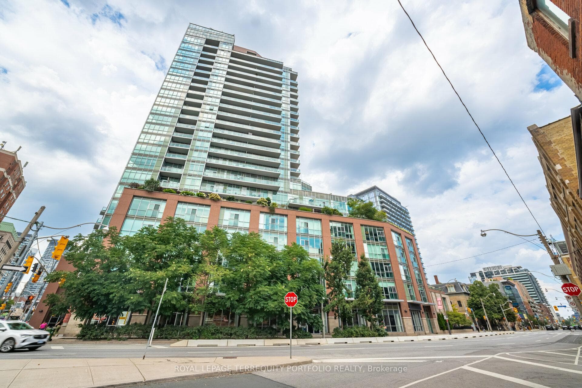 112 George Street Unit 1506, Regent Park / Cabbagetown / St. James Town, ON M8V 2S4 - Photo 1