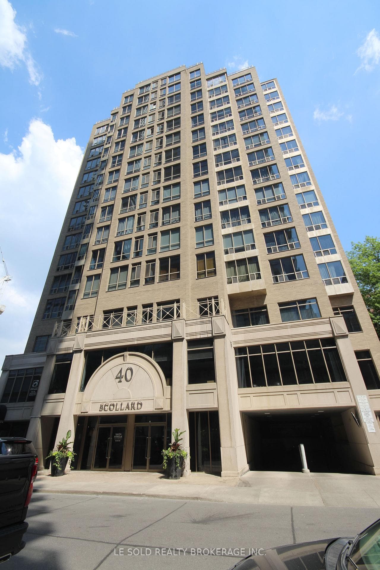 40 Scollard Street Unit 602, Annex / Yorkville / Summerhill, ON M5R 3S1 - Photo 1