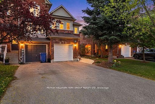 82 Baywell Crescent, Aurora, ON L4H 7N4 - Photo 1
