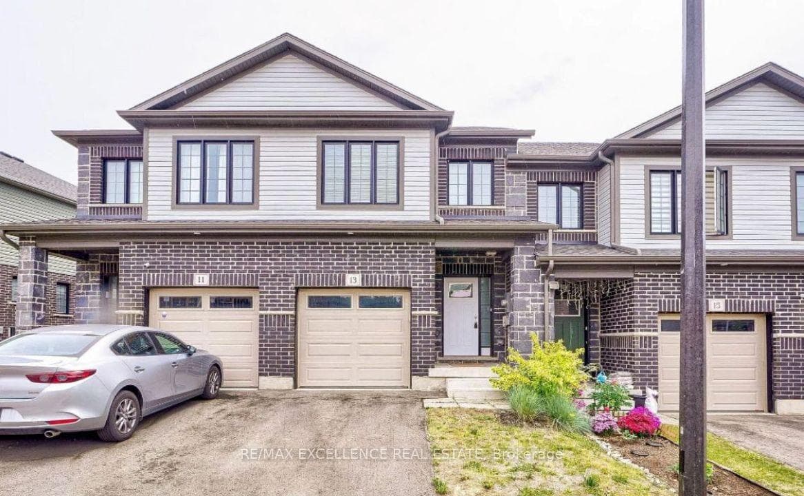 13 Woodedge Circle, Kitchener