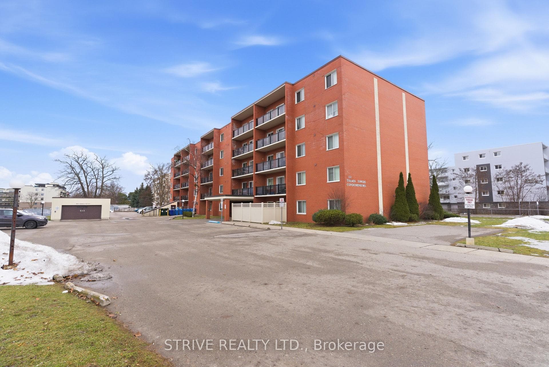 131 Taunton Road Unit 408, Oshawa, ON L1G 3T8 - Photo 1