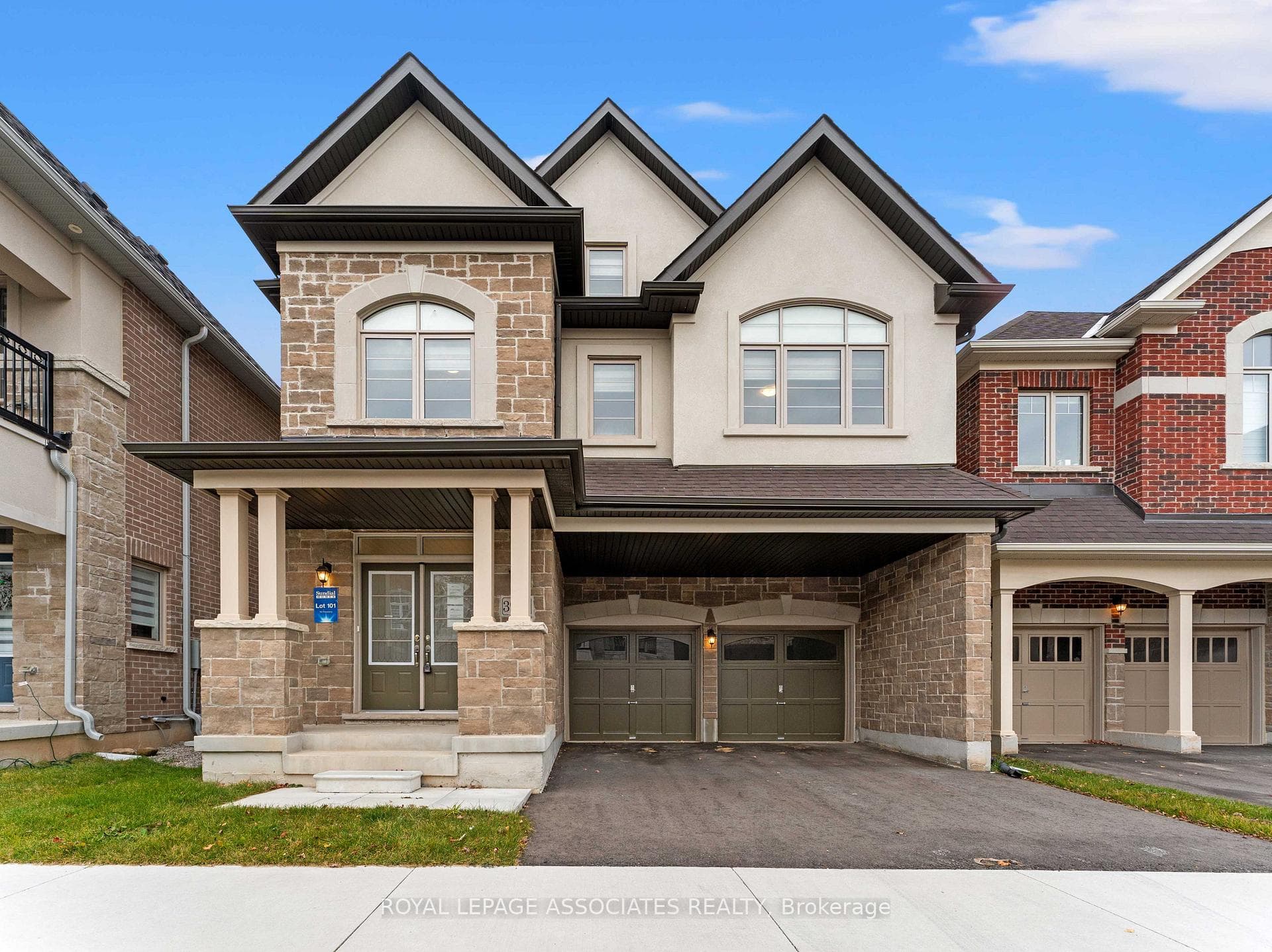 3909 Koenig Road, Burlington, ON L7M 0Z9 - Photo 1