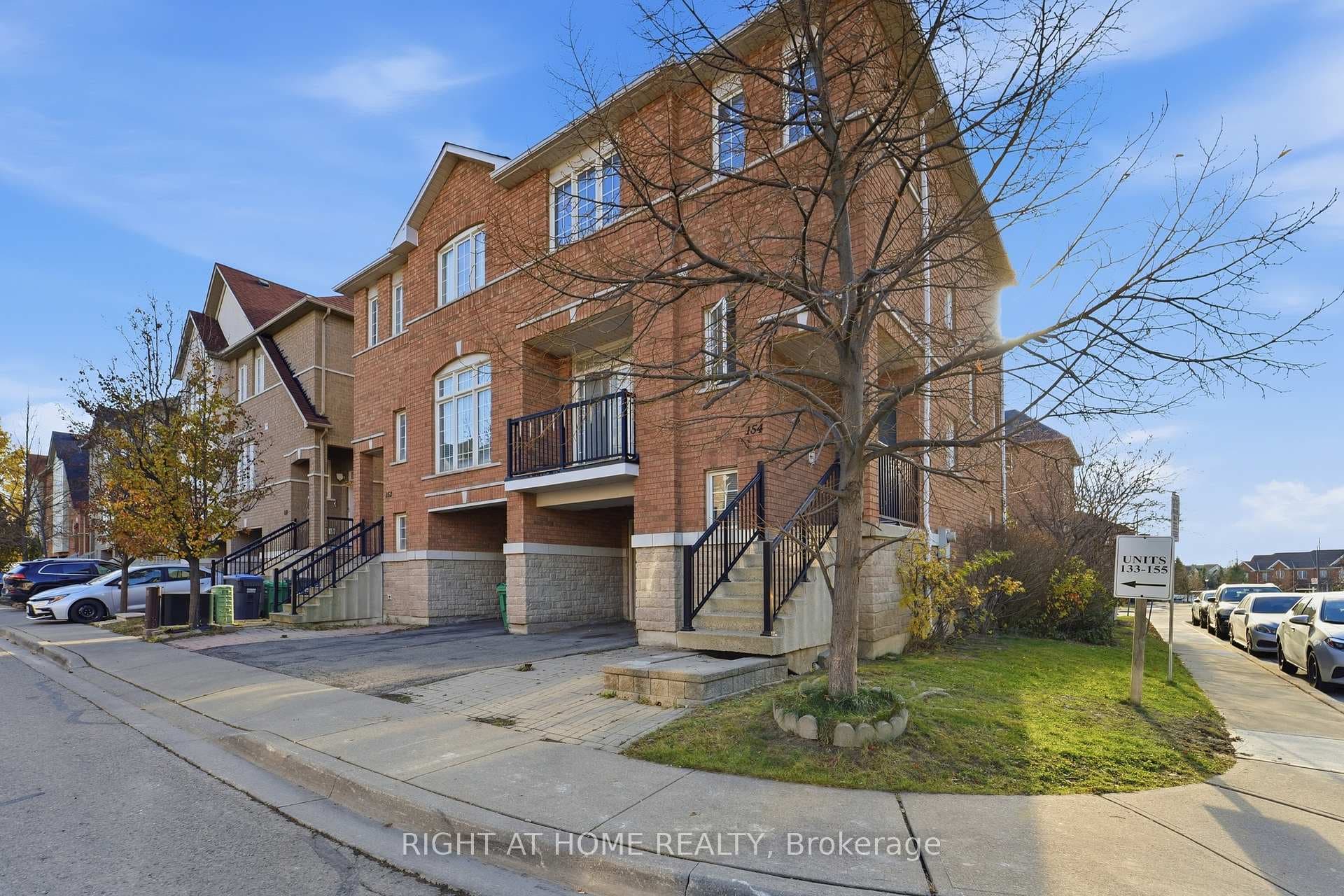 7155 Magistrate Terrace Unit 154, Mississauga, ON L5W 1Y9 - Photo 1