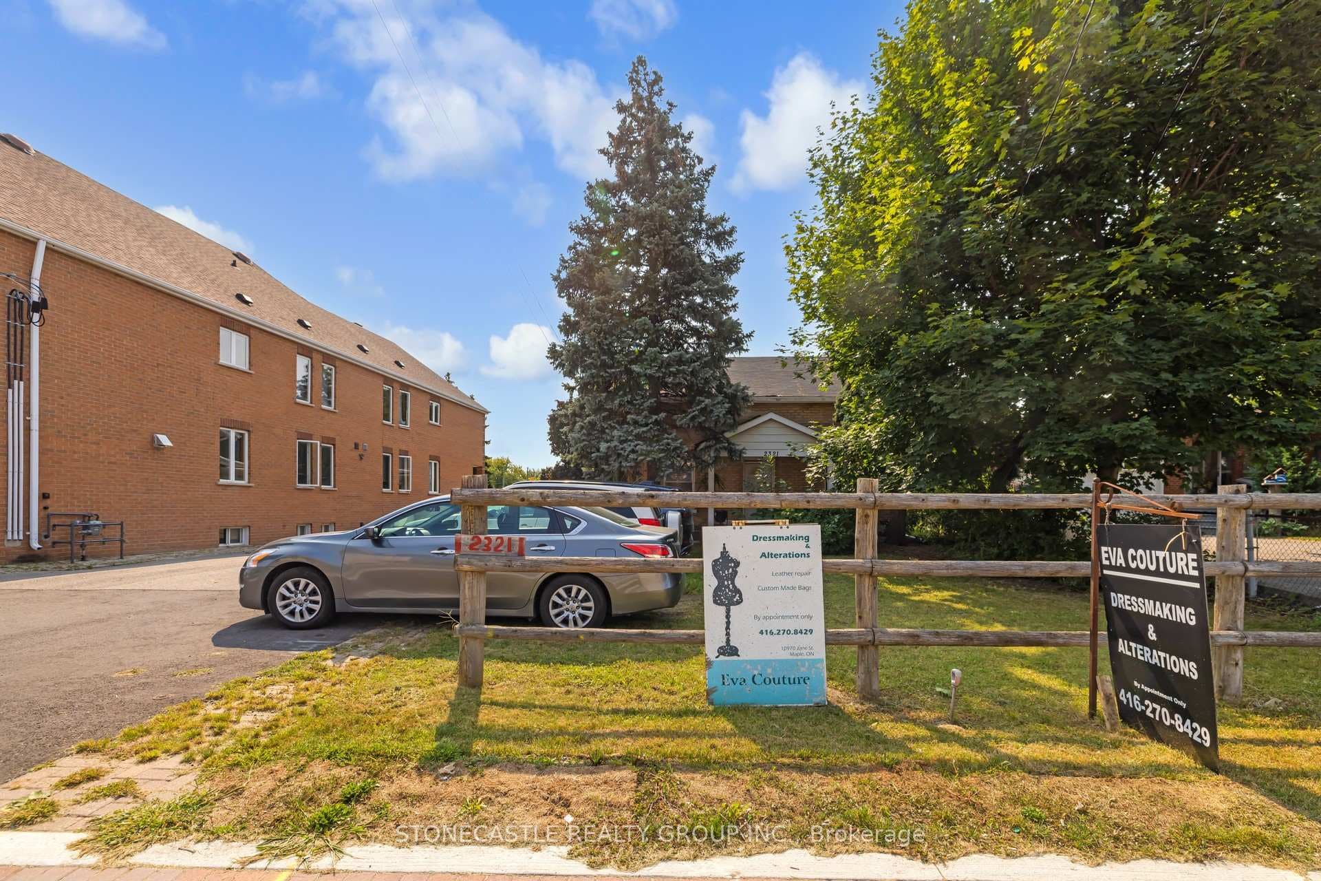 2321 Major Mackenzie Drive, Vaughan