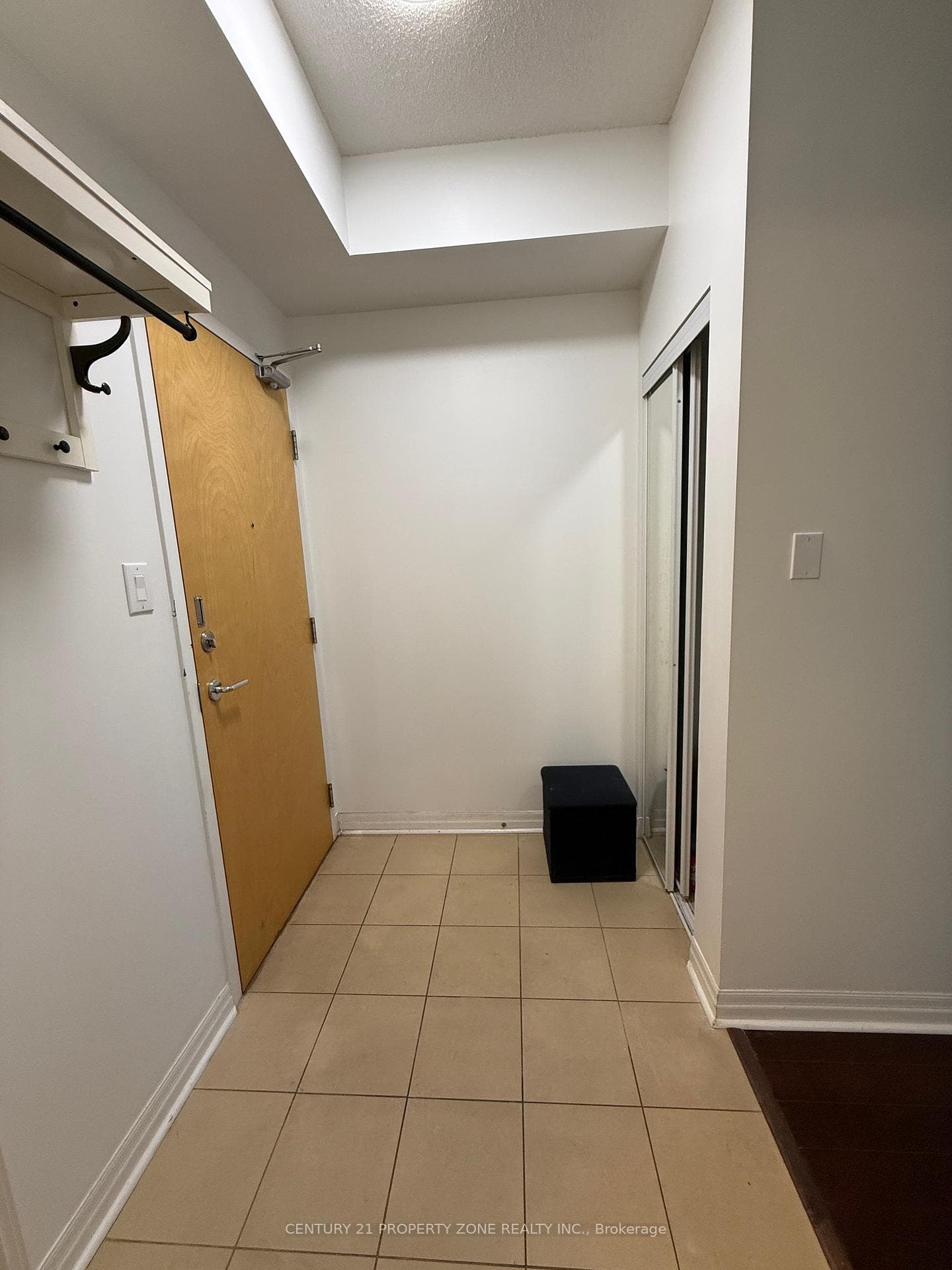 3515 Kariya Drive Unit 3207, Mississauga, ON L5B 0C1 - Photo 1