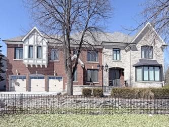 2 Cortina Court, Richmond Hill, ON L4B 2G8 - Photo 1