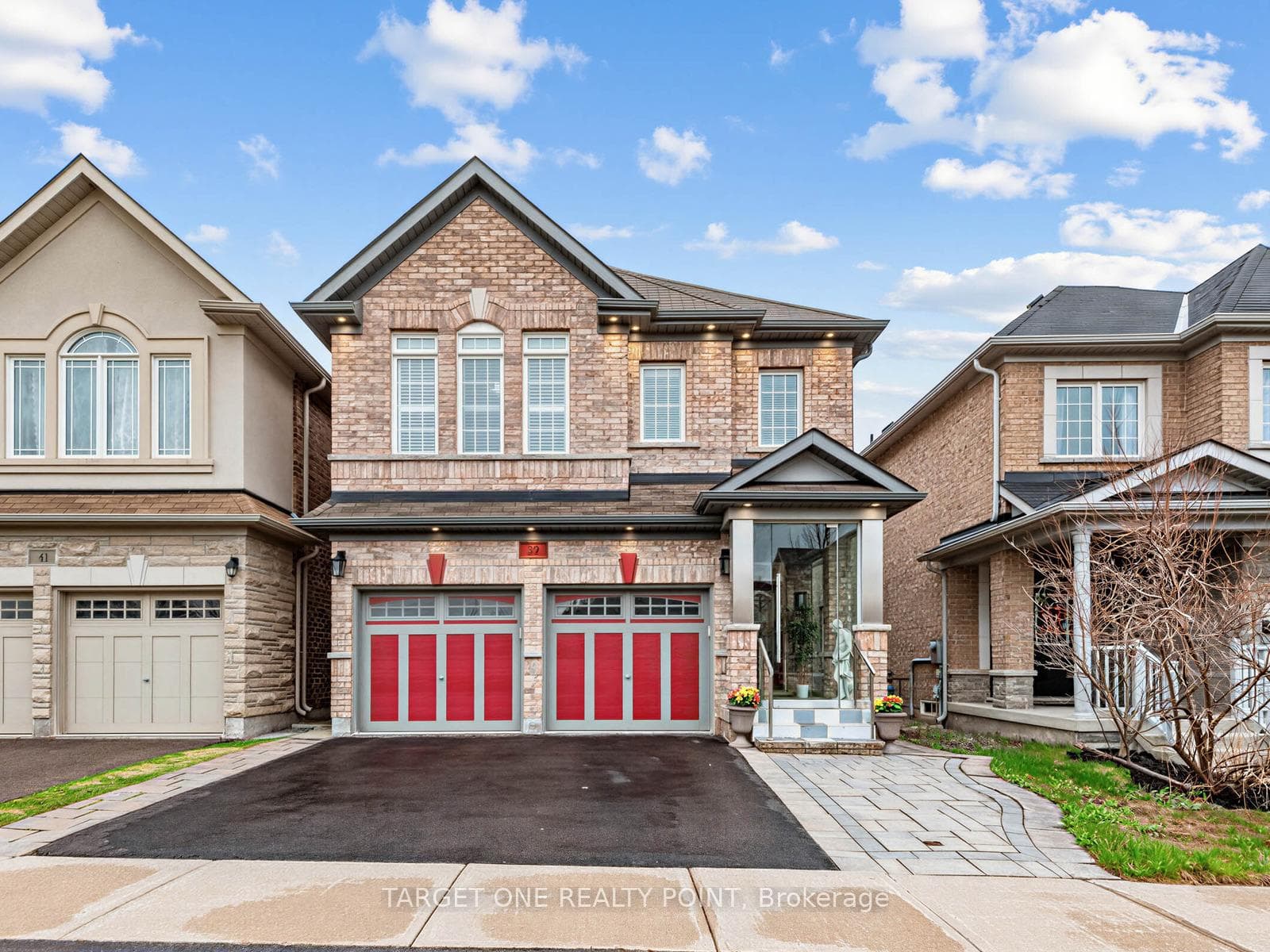 39 Riding Mountain Drive, Richmond Hill