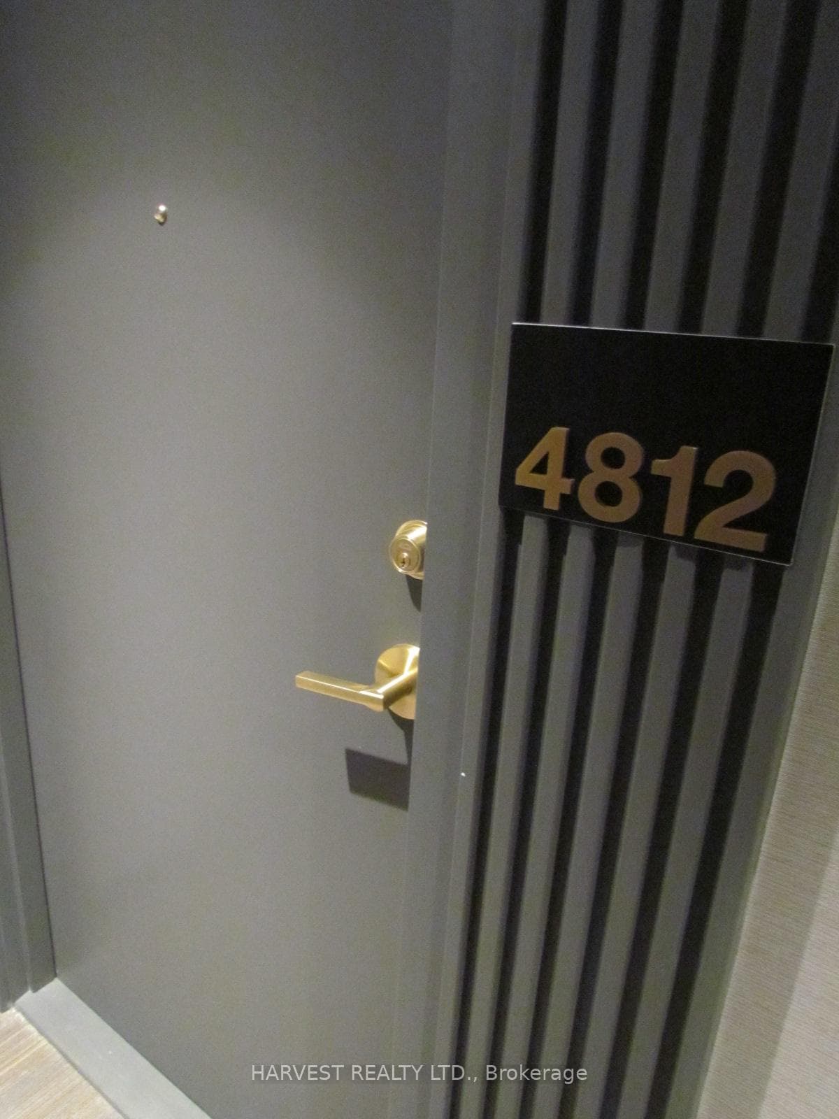 898 Portage Parkway Unit 4812, Vaughan