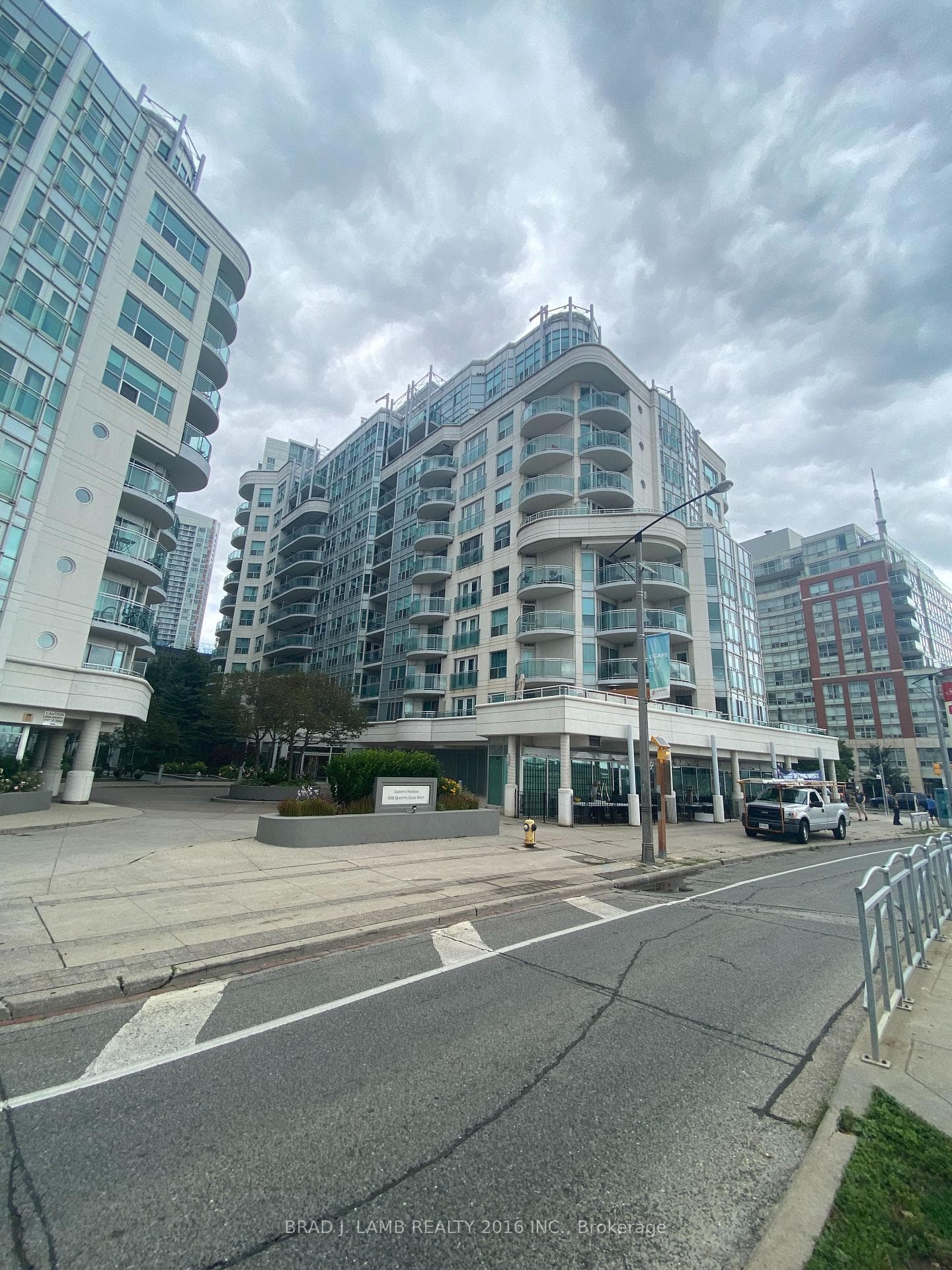 600 Queens Quay Unit 1012, Downtown Toronto / Waterfront, ON M5V 3M3 - Photo 1