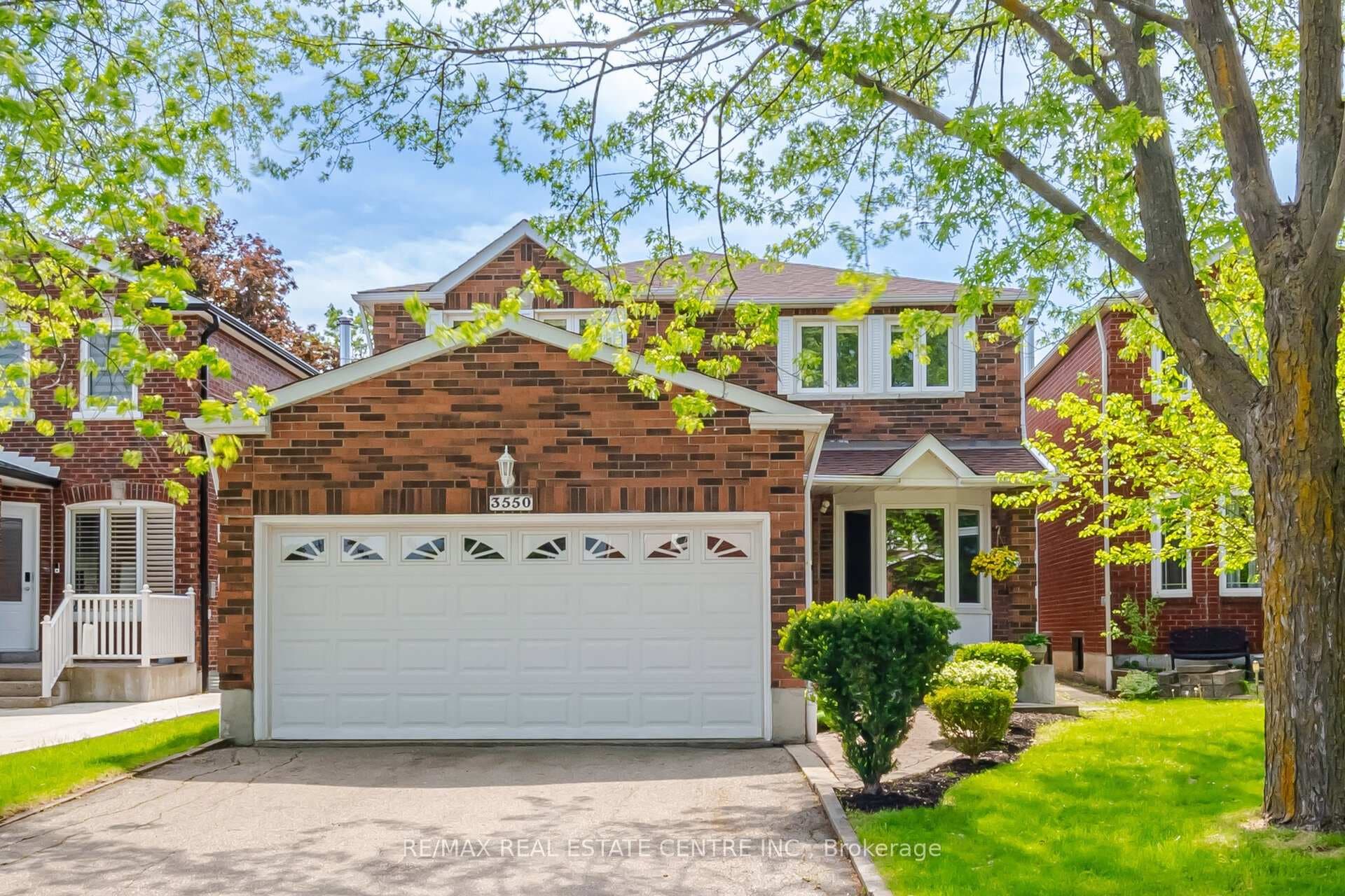 3550 Copernicus Drive, Mississauga, ON L5B 3L2 - Photo 1