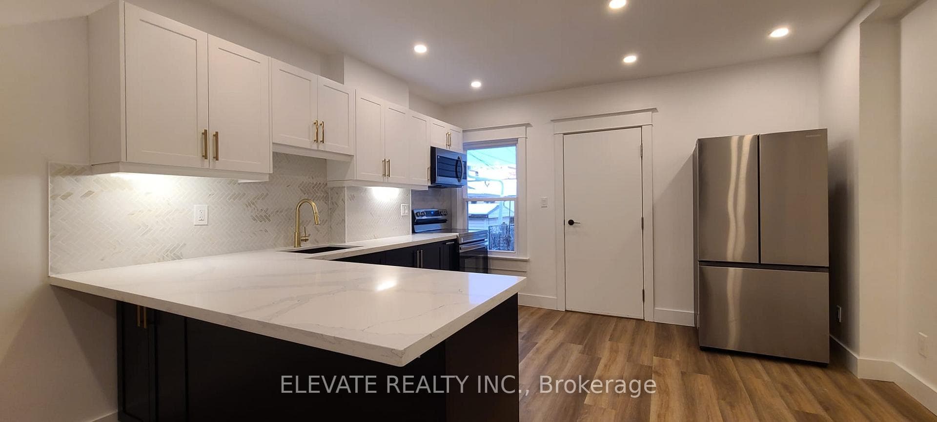 139 Harvie Avenue Unit 1, Keelesdale / Eglinton West, ON M6E 4K5 - Photo 1