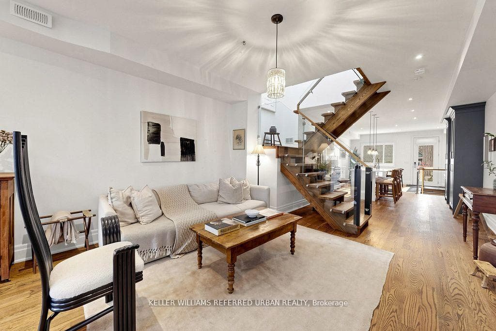 150 Rhodes Avenue, Riverdale / Leslieville, ON M4L 3A1 - Photo 1
