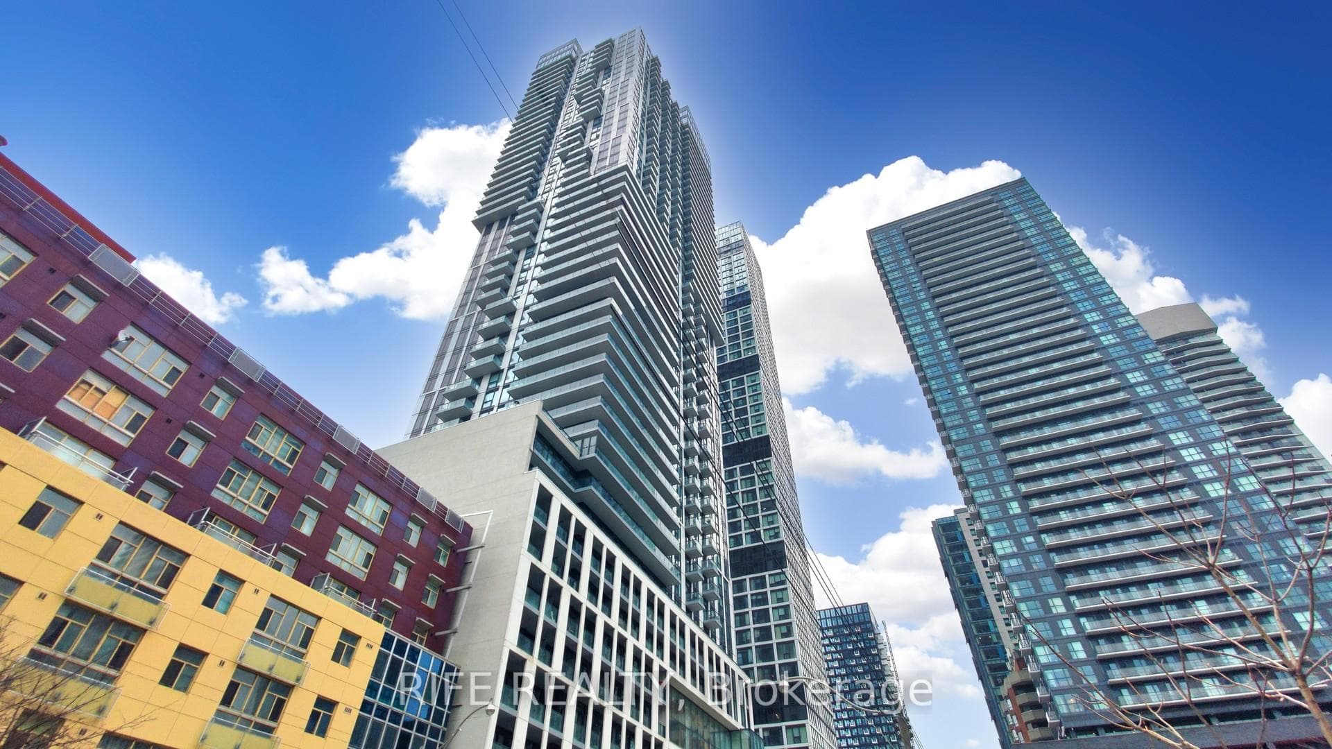 251 Jarvis Street Unit 830, Toronto C08