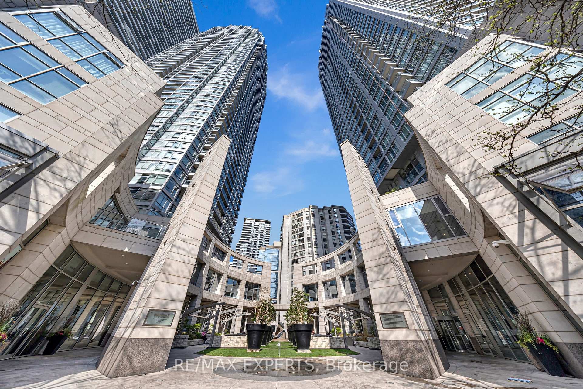 2191 Yonge Street Unit 2304, Leaside / Davisville, ON M4S 3H8 - Photo 1