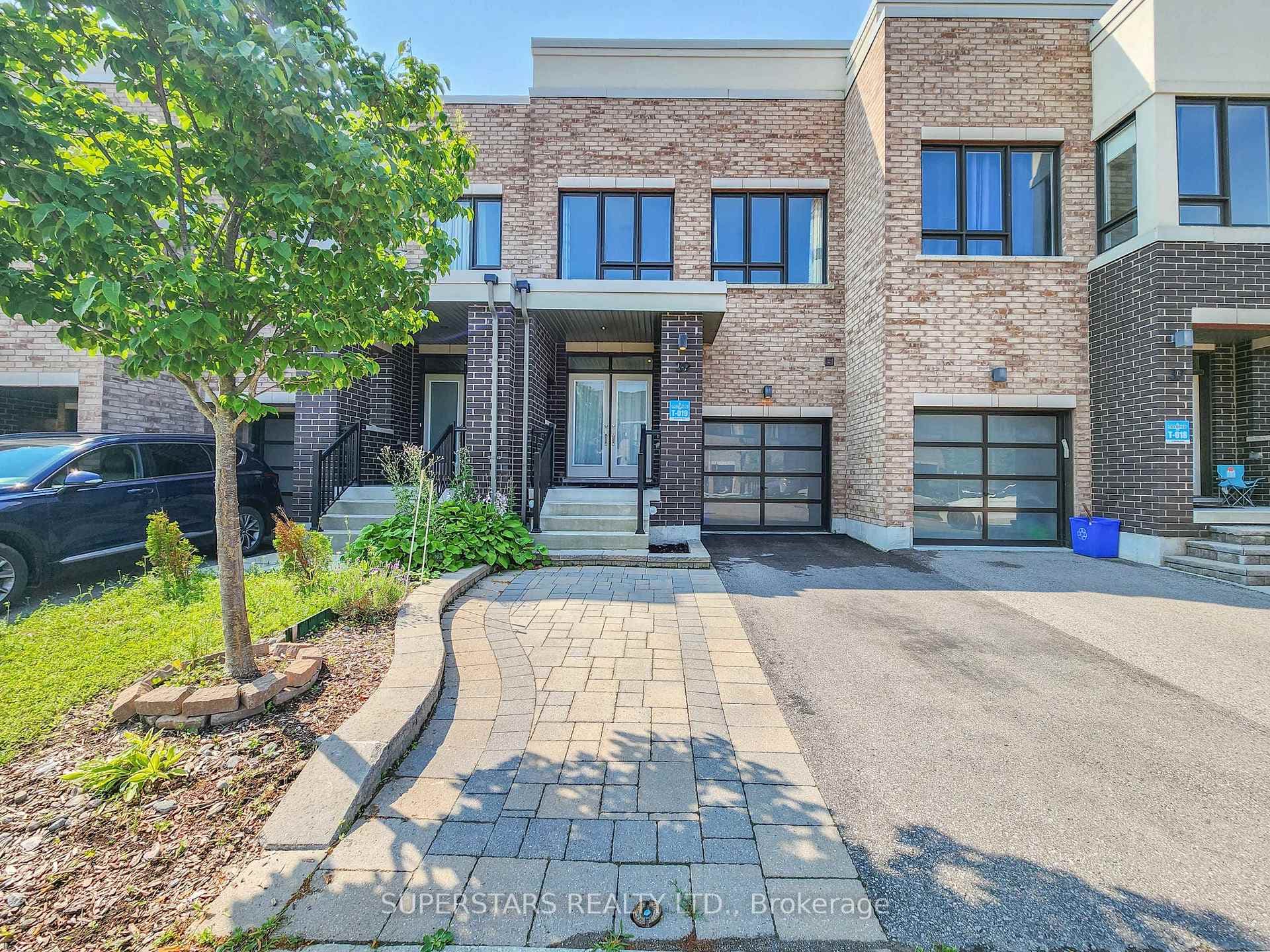 39 Dariole Drive, Richmond Hill