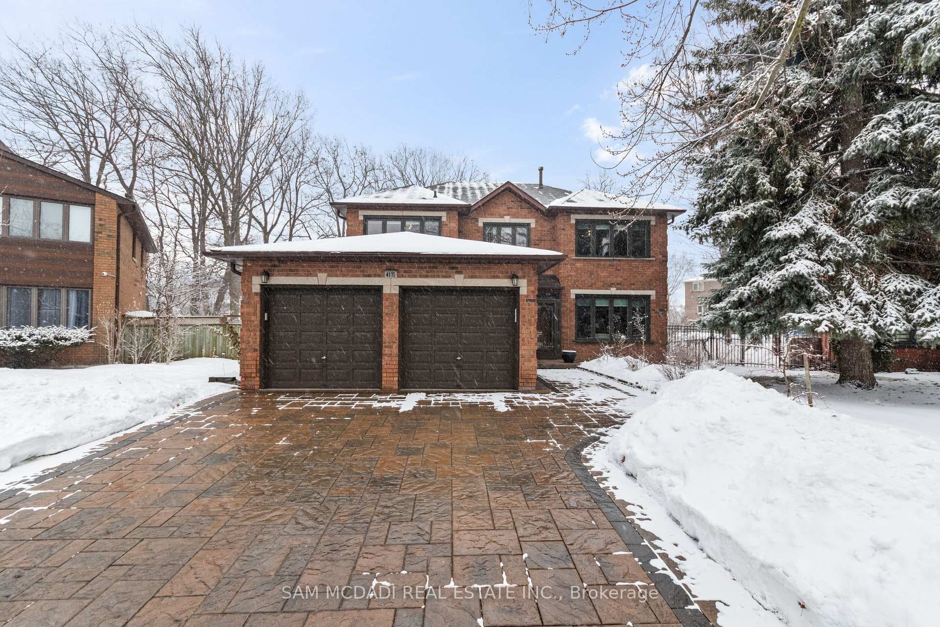 4175 Renoak Court, Mississauga, ON L5C 4K2 - Photo 1