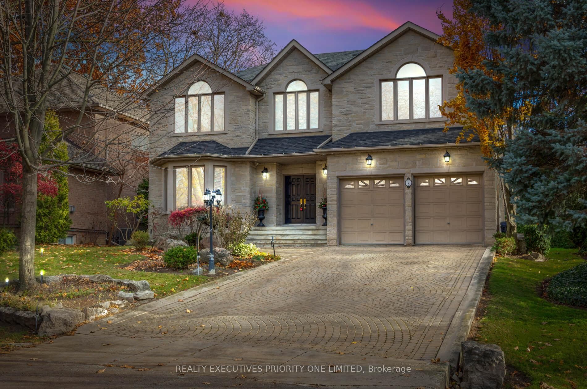 7 Finchley Road, Etobicoke (Islington / Rexdale), ON M9A 2X4 - Photo 1
