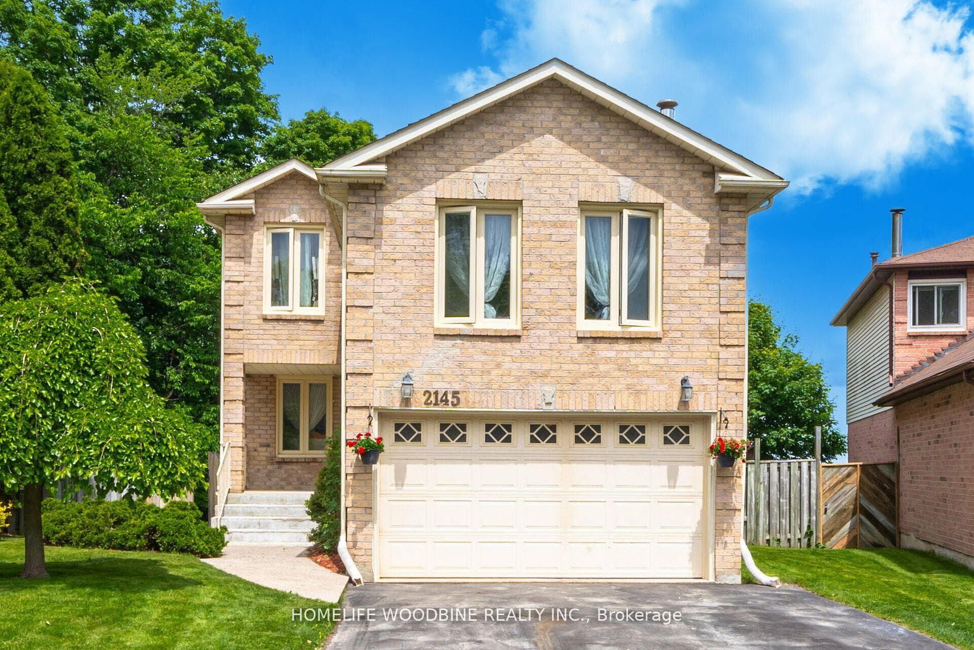 2145 Theoden Court, Pickering
