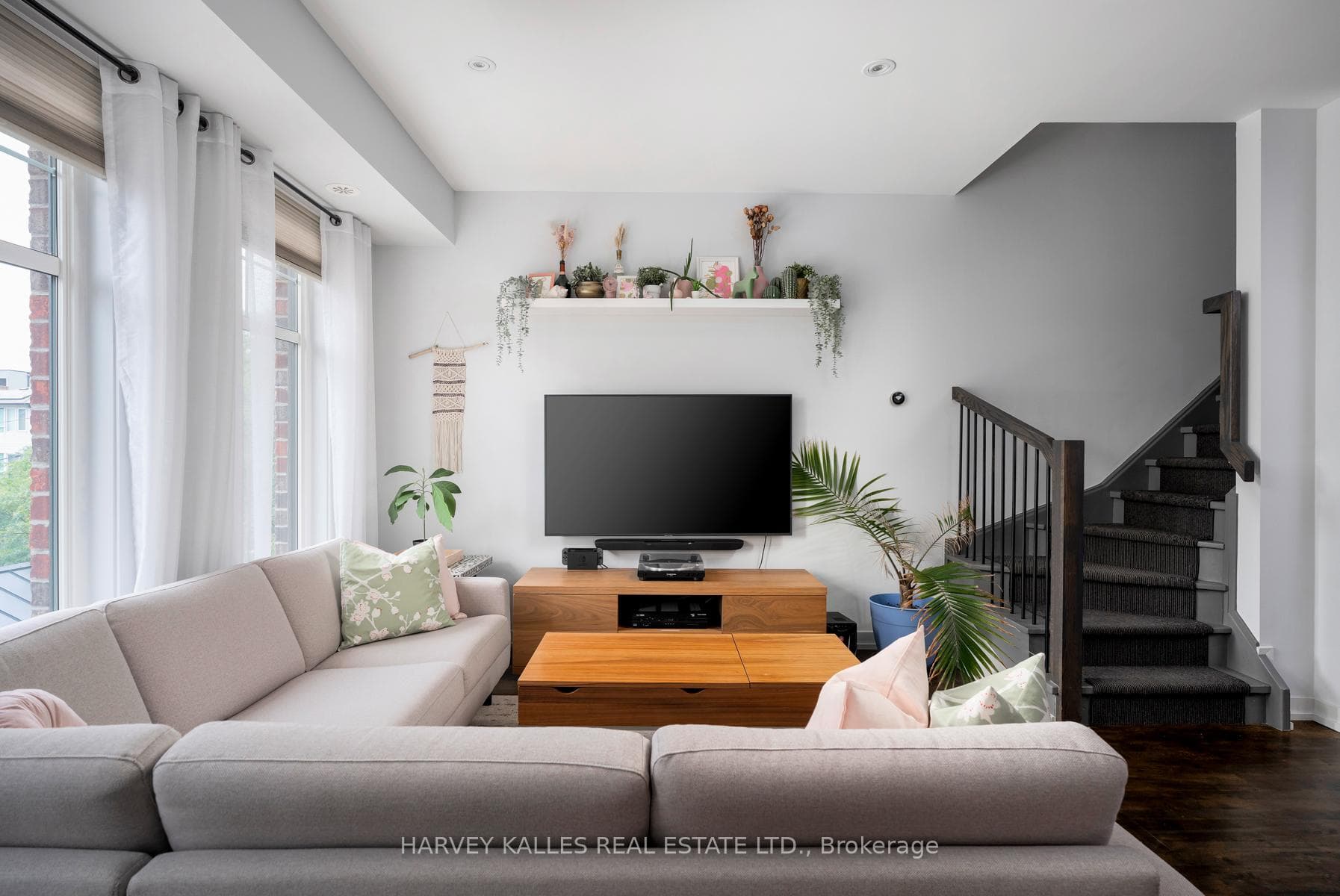 140 Broadview Avenue Unit 45, Riverdale / Leslieville, ON M4M 0A8 - Photo 1