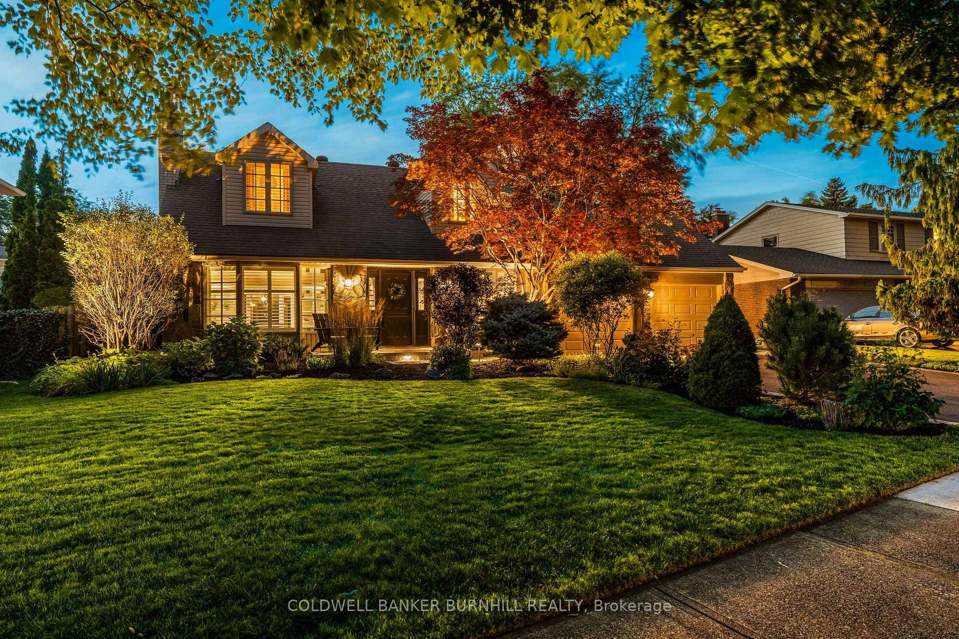 4203 Spruce Avenue, Burlington, ON L7L 1L1 - Photo 1